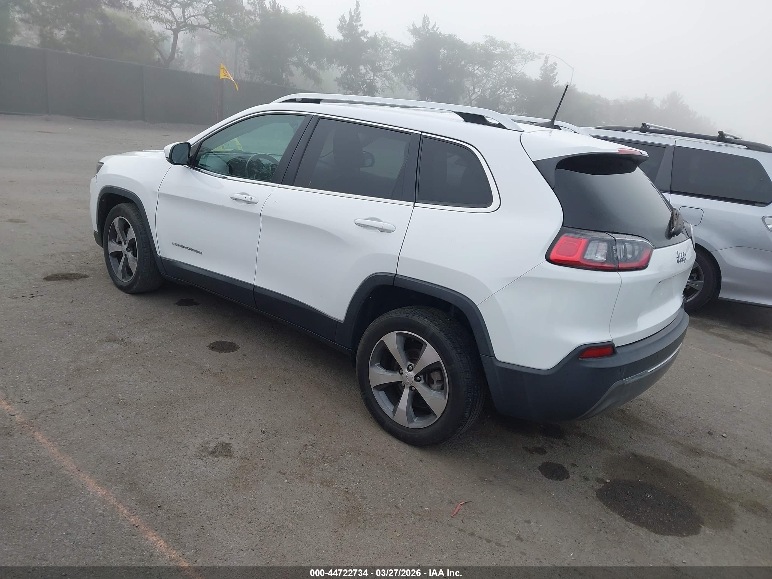 JEEP CHEROKEE image 3