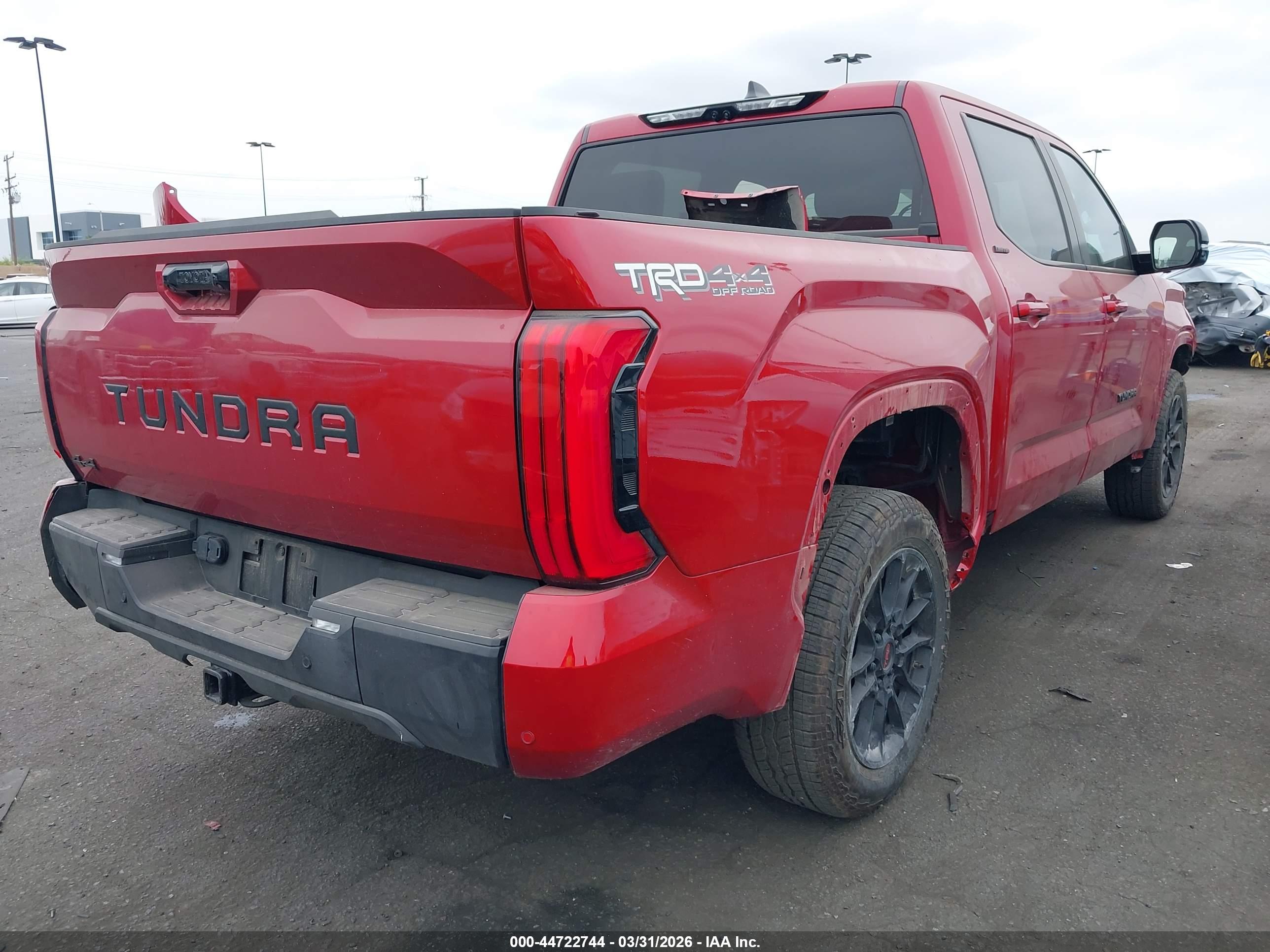 TOYOTA TUNDRA image 4