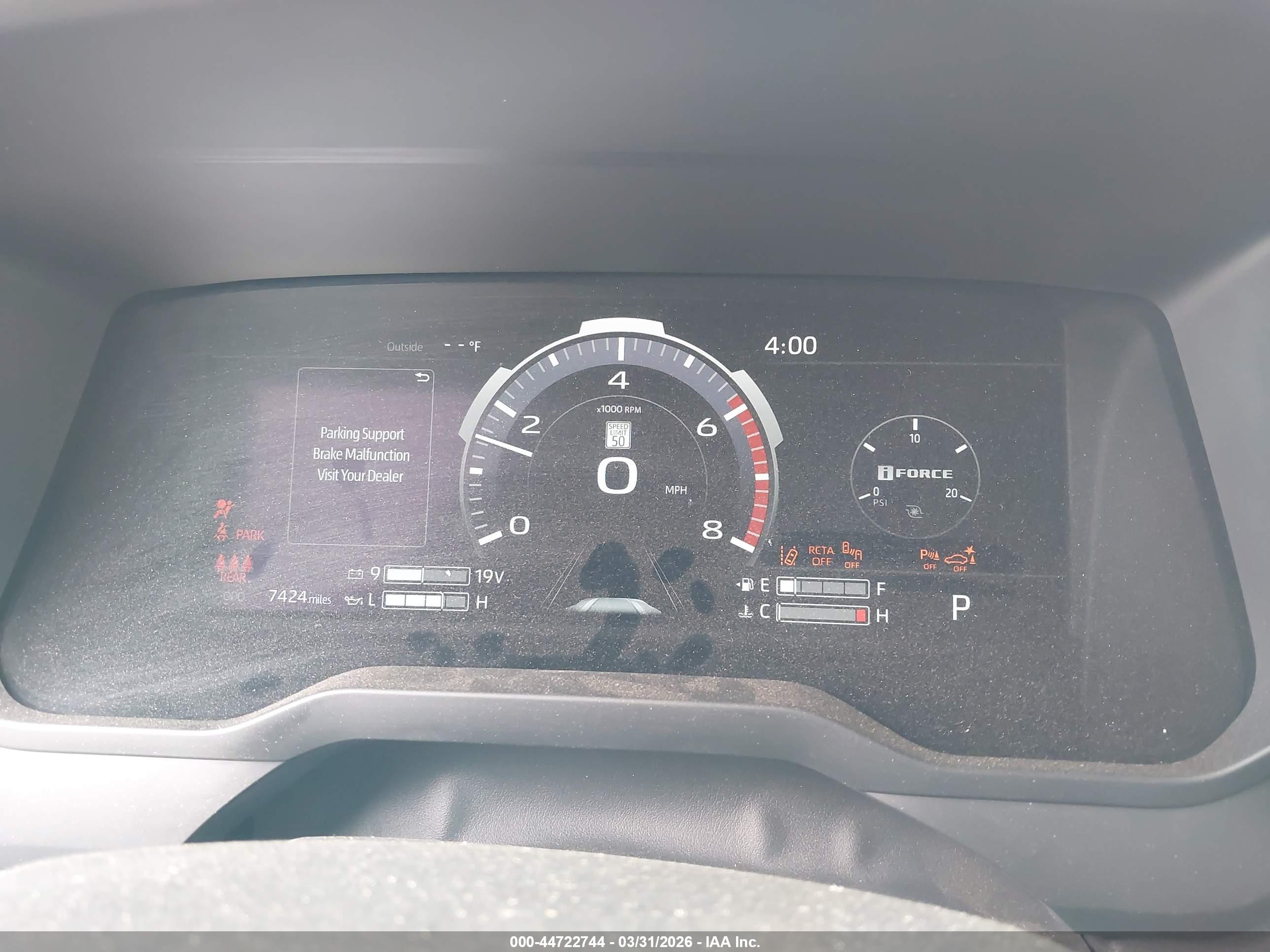 TOYOTA TUNDRA image 7