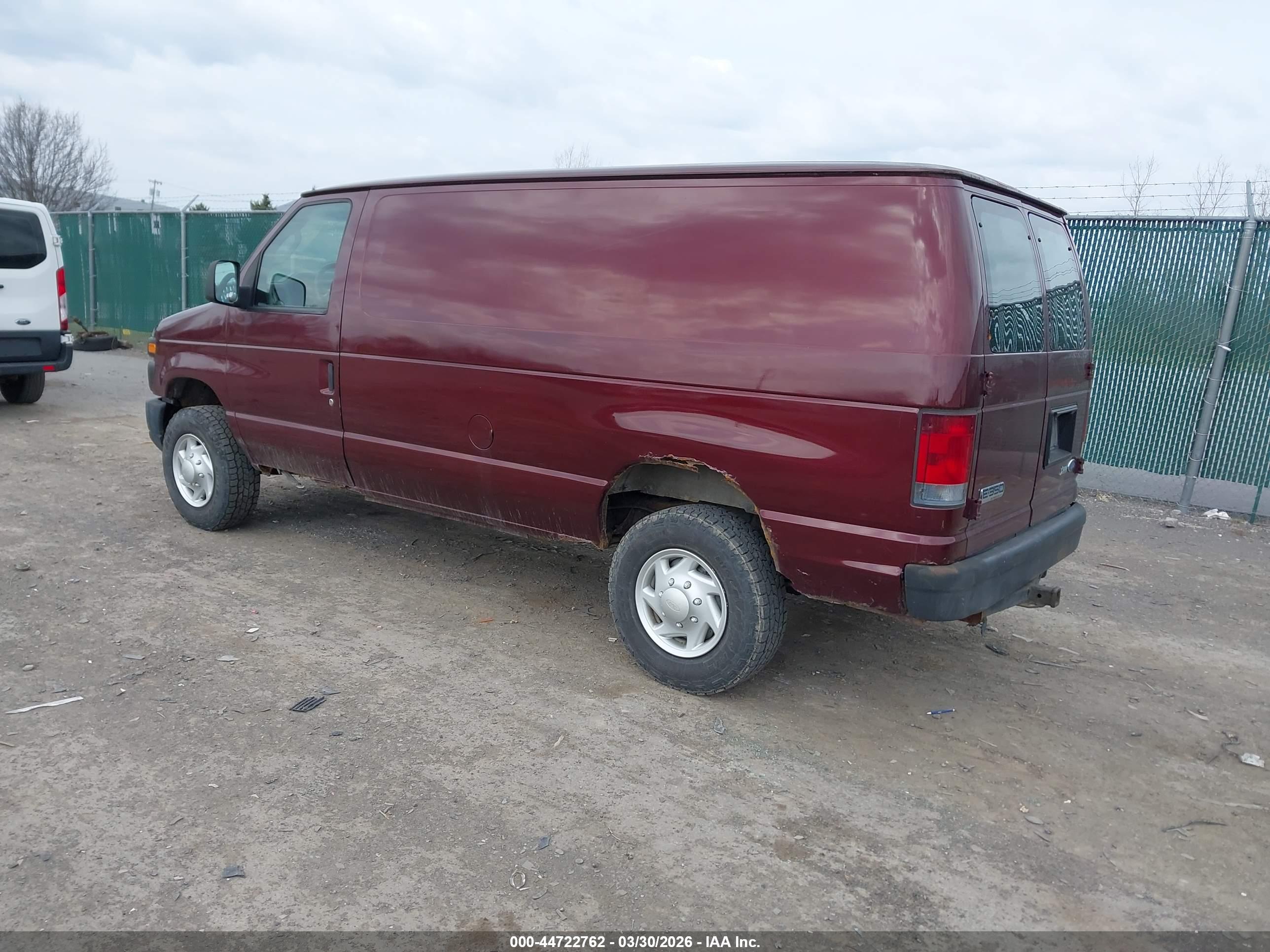 FORD E-350 image 3