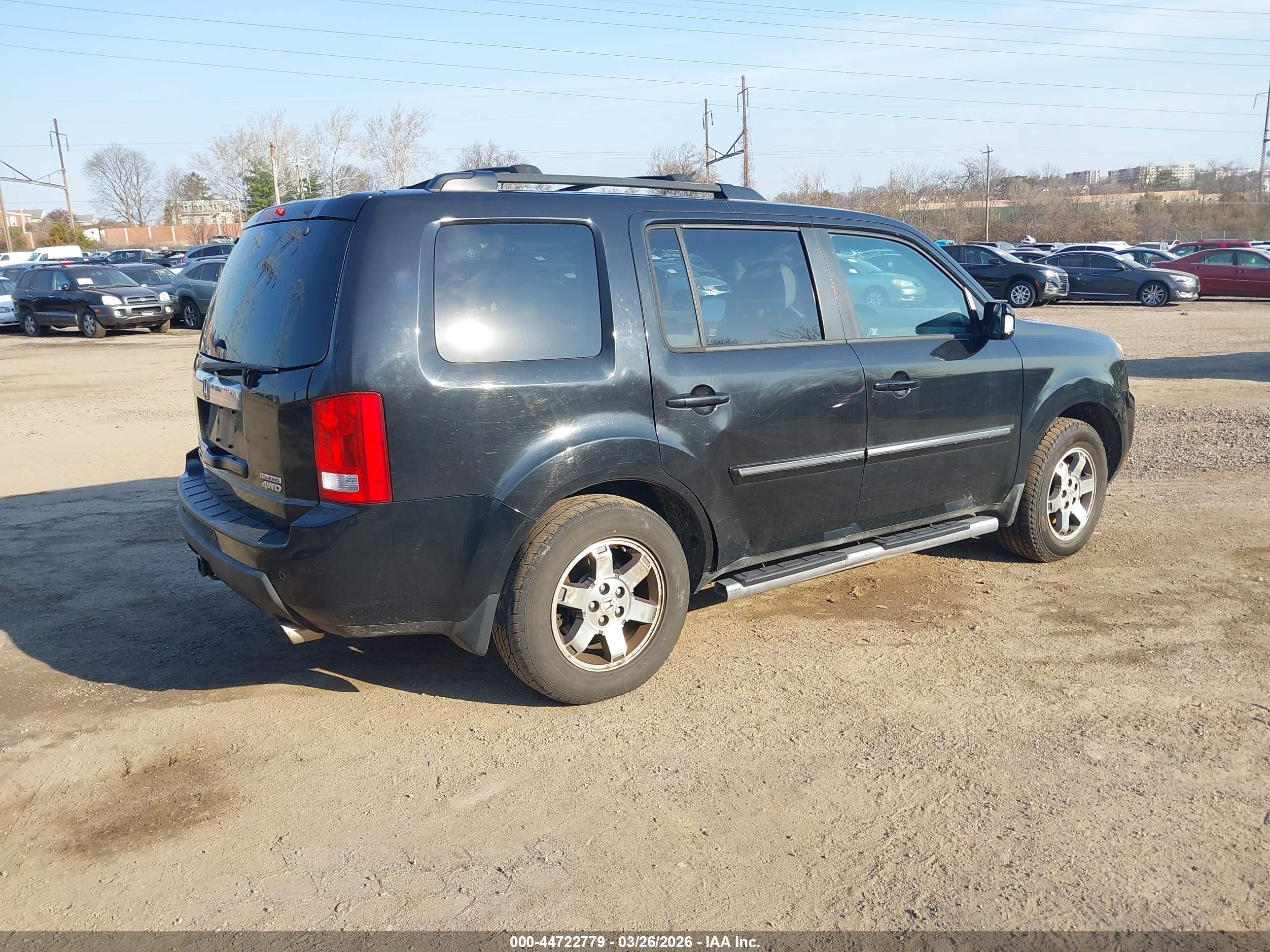 HONDA PILOT image 4