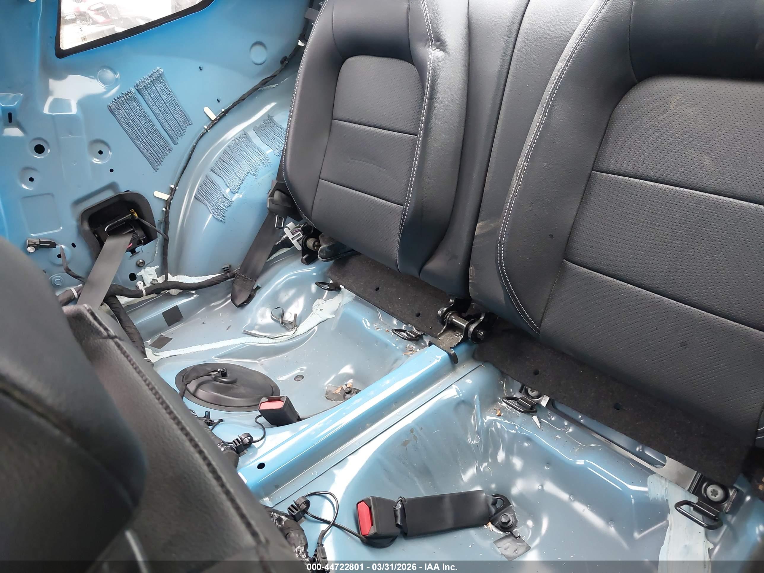 FORD MUSTANG image 8