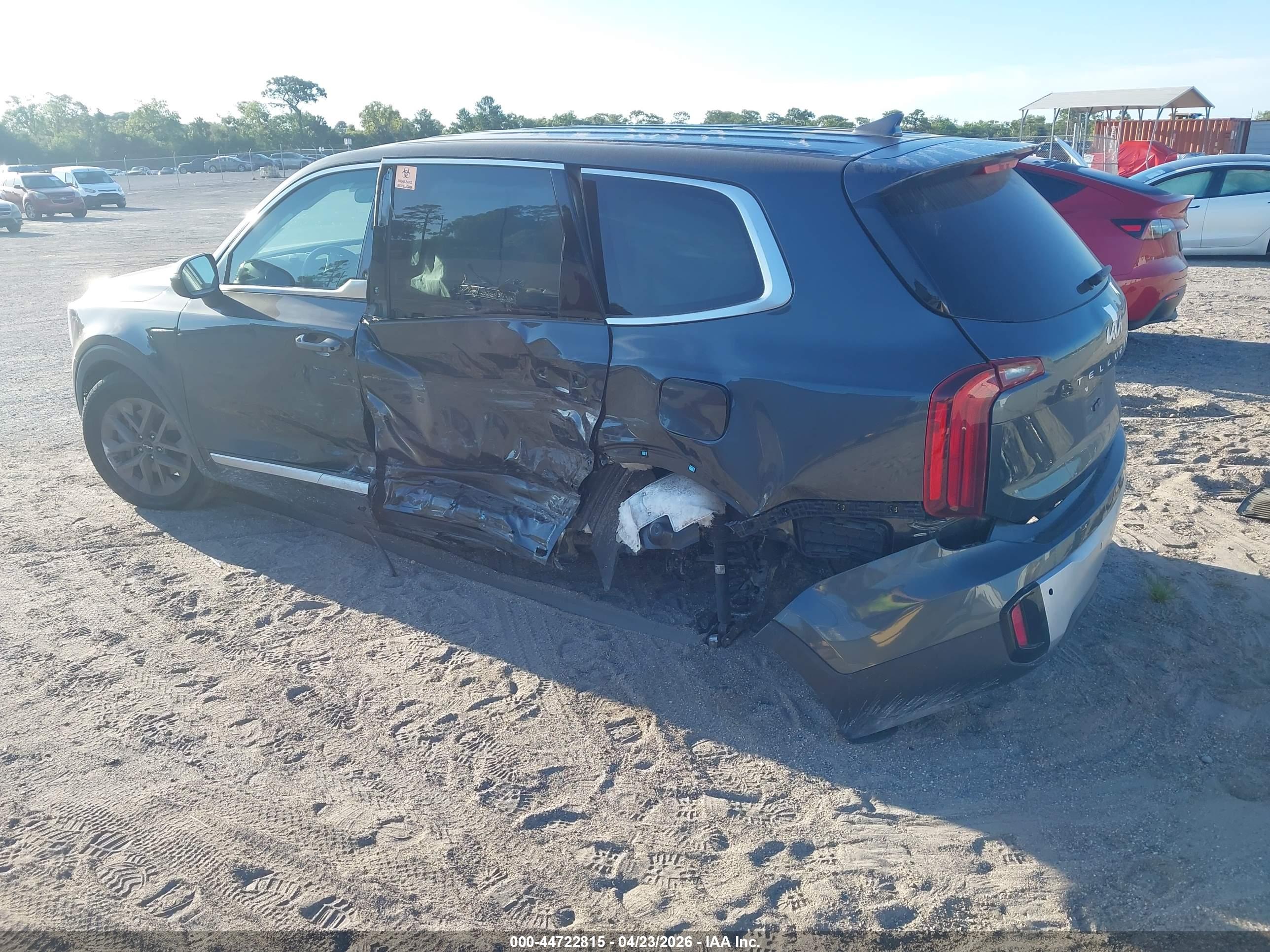 KIA TELLURIDE image 3