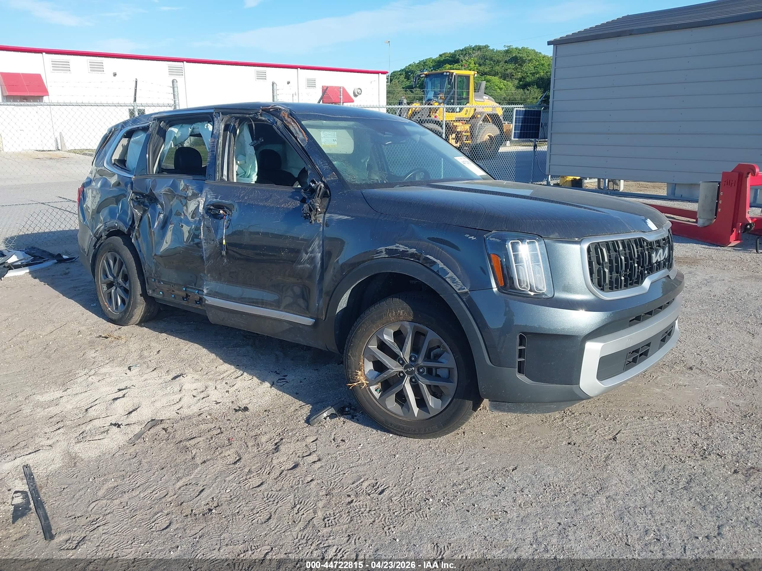 KIA TELLURIDE image 6