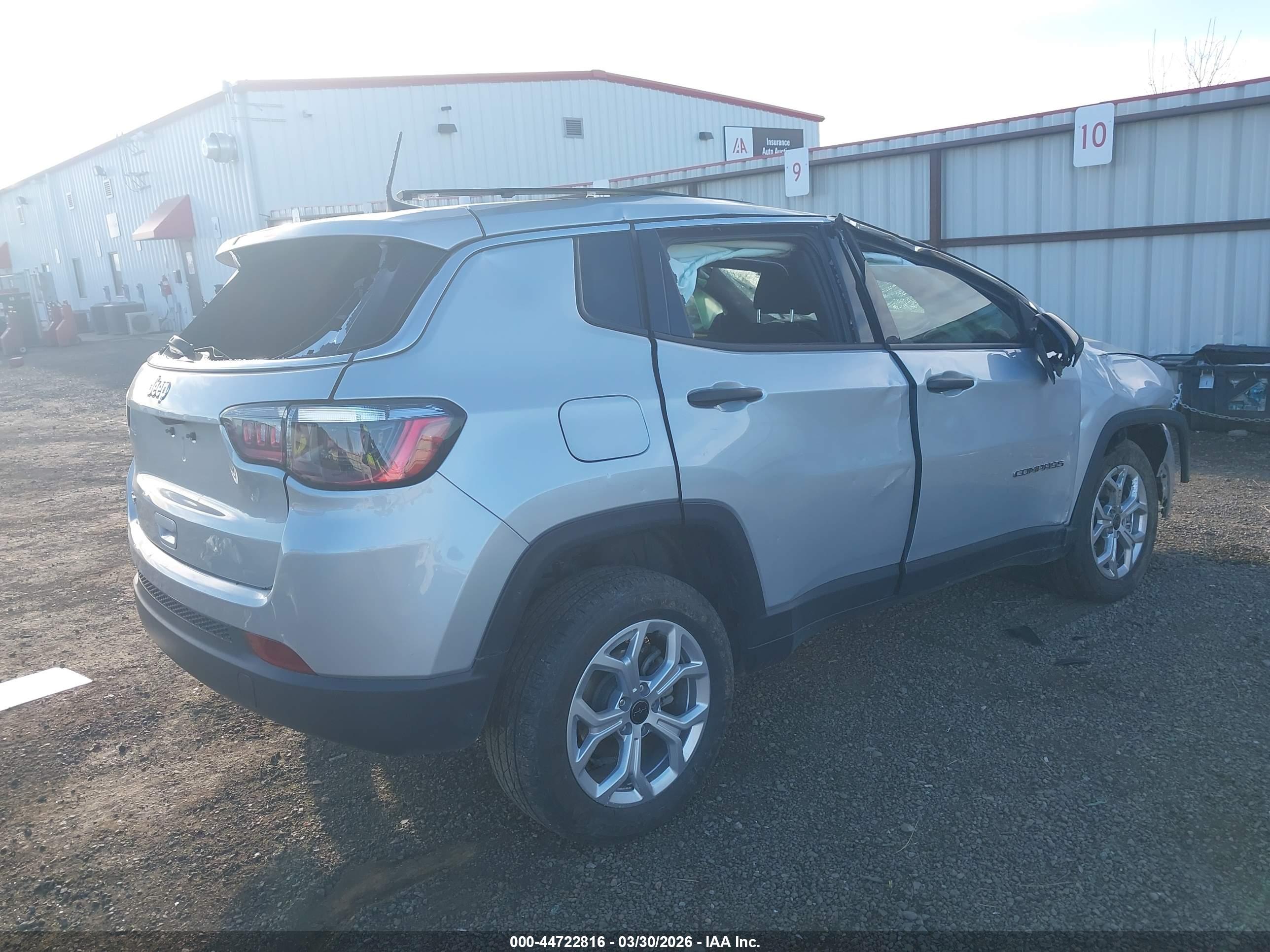 JEEP COMPASS image 4