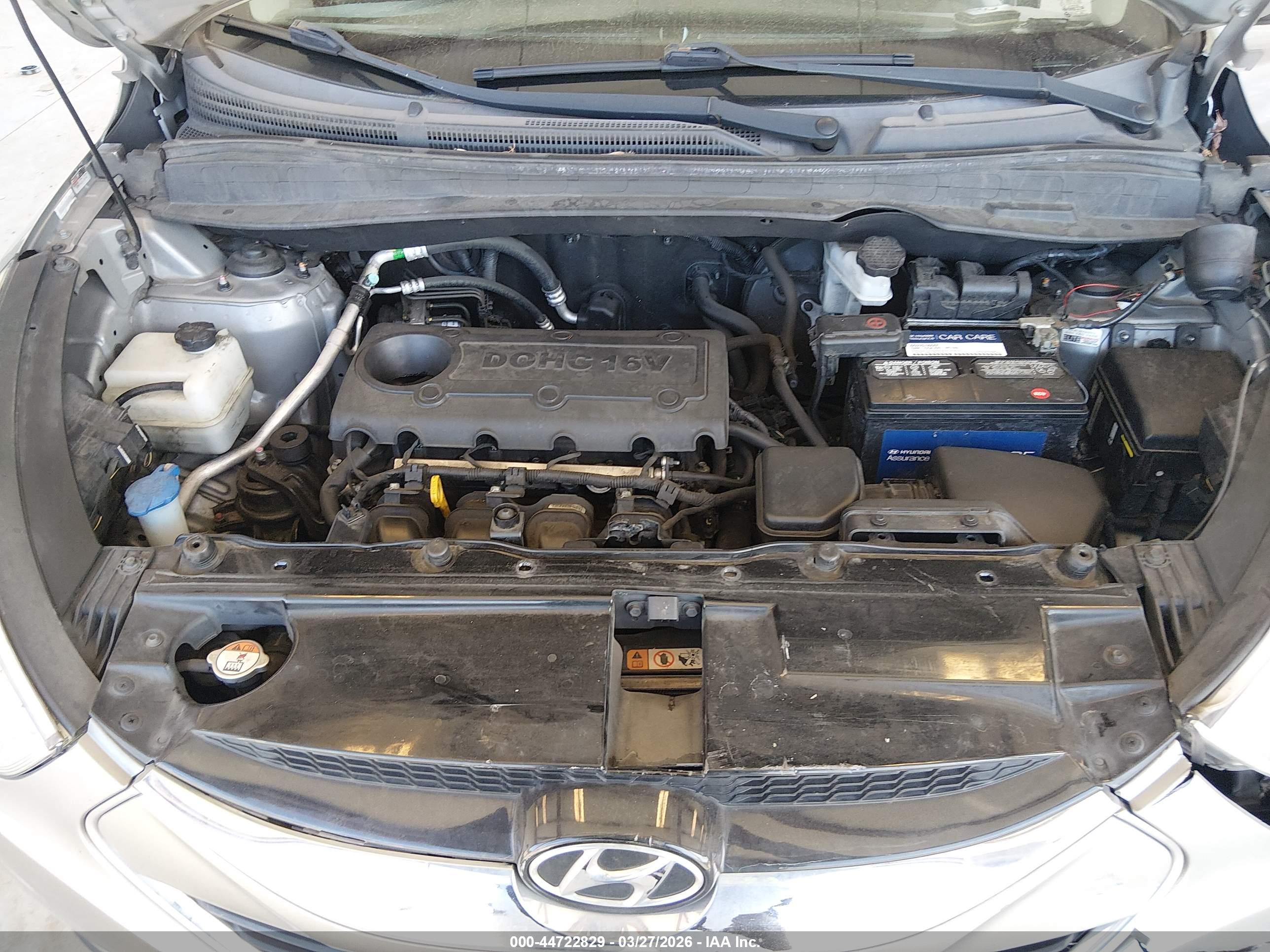 HYUNDAI TUCSON image 10