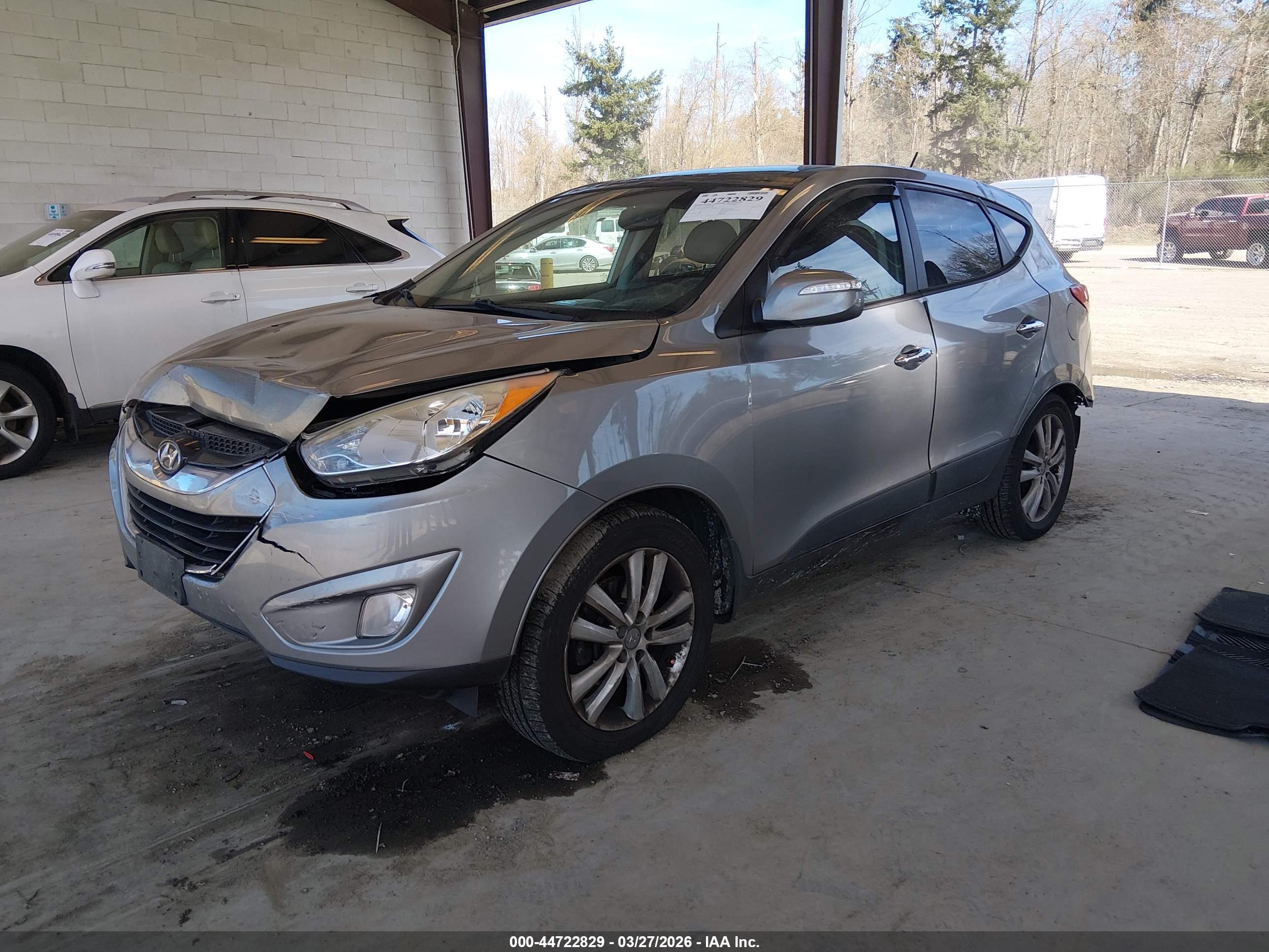 HYUNDAI TUCSON image 2