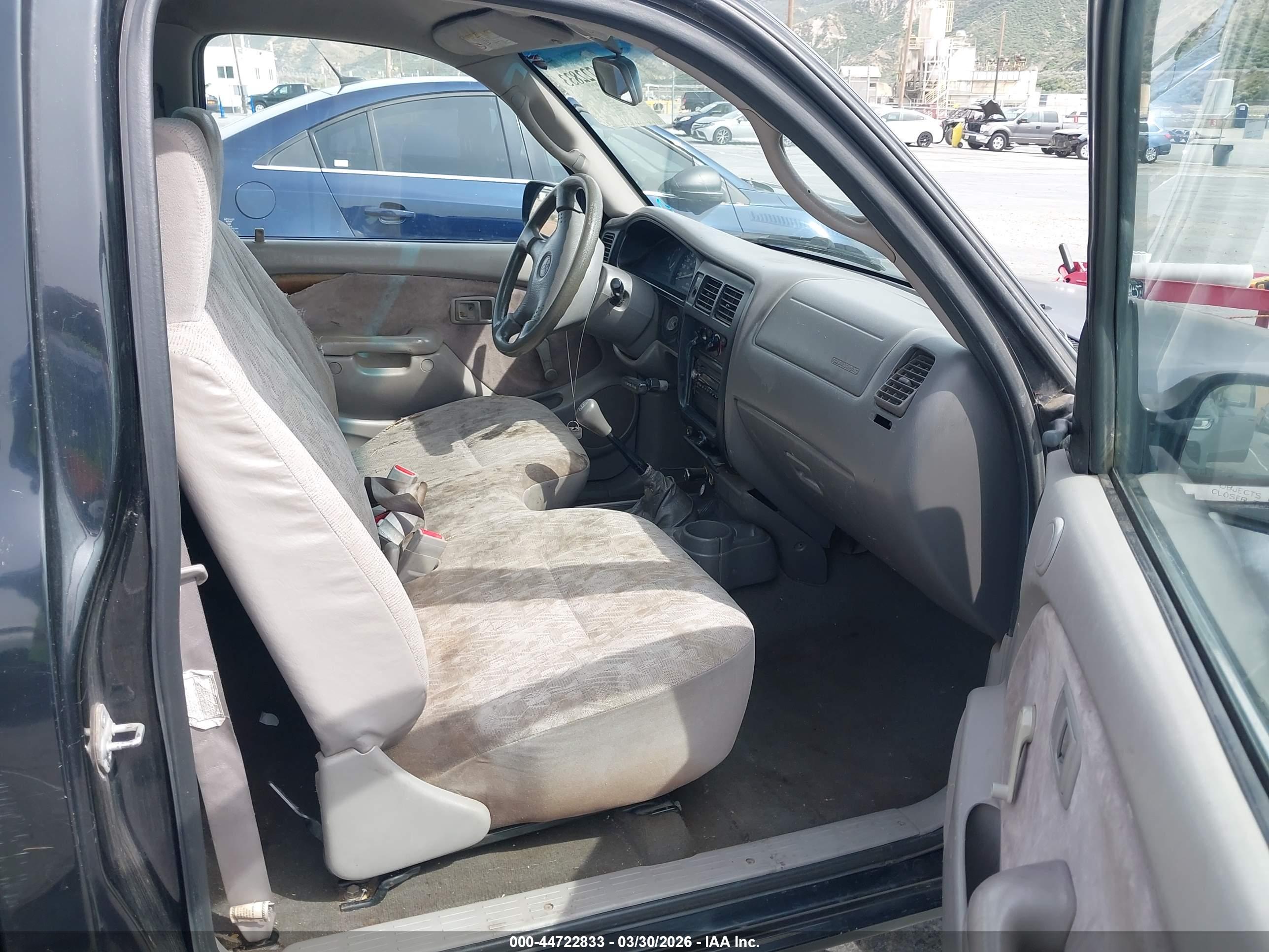 TOYOTA TACOMA image 5