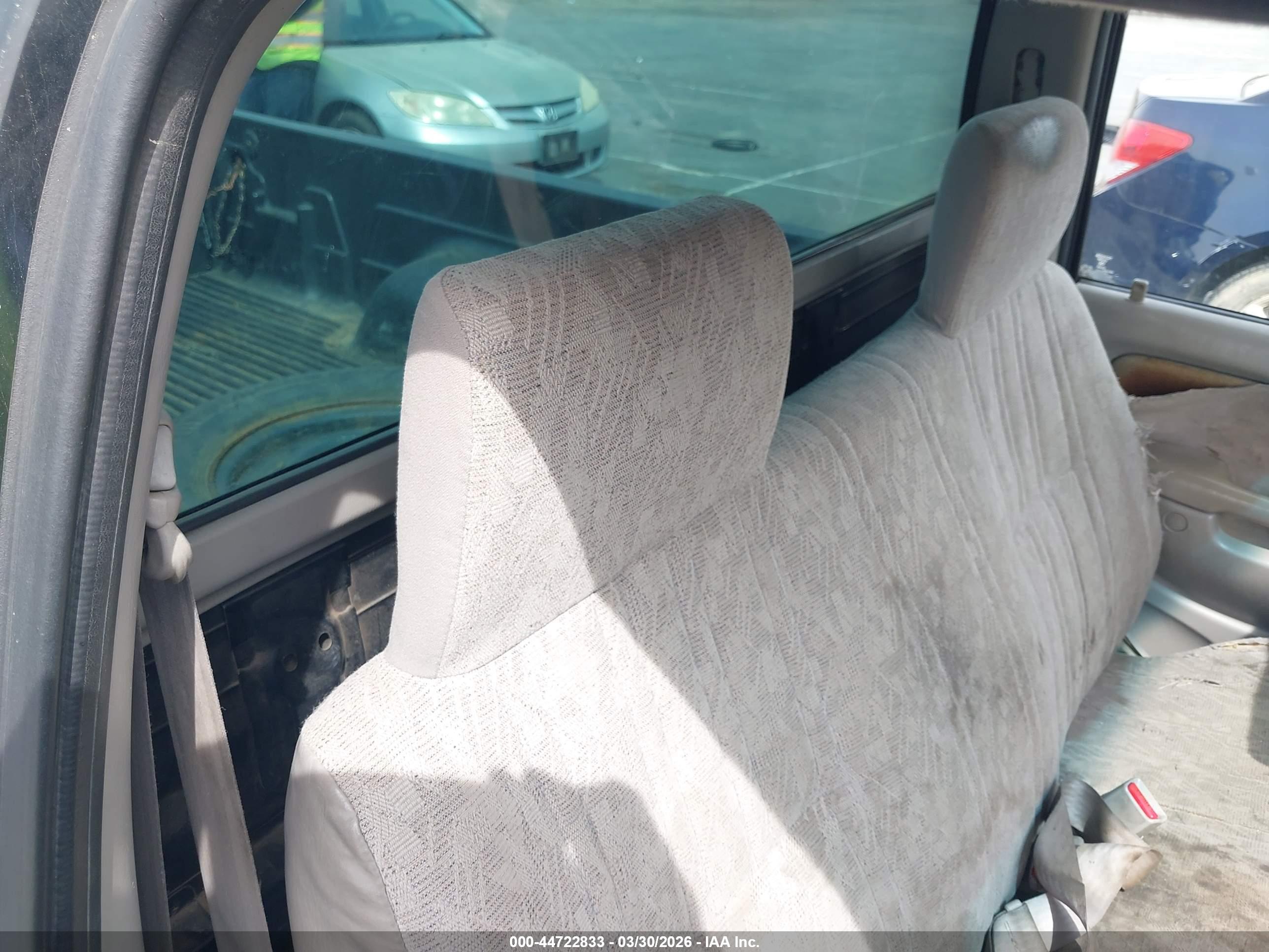 TOYOTA TACOMA image 8