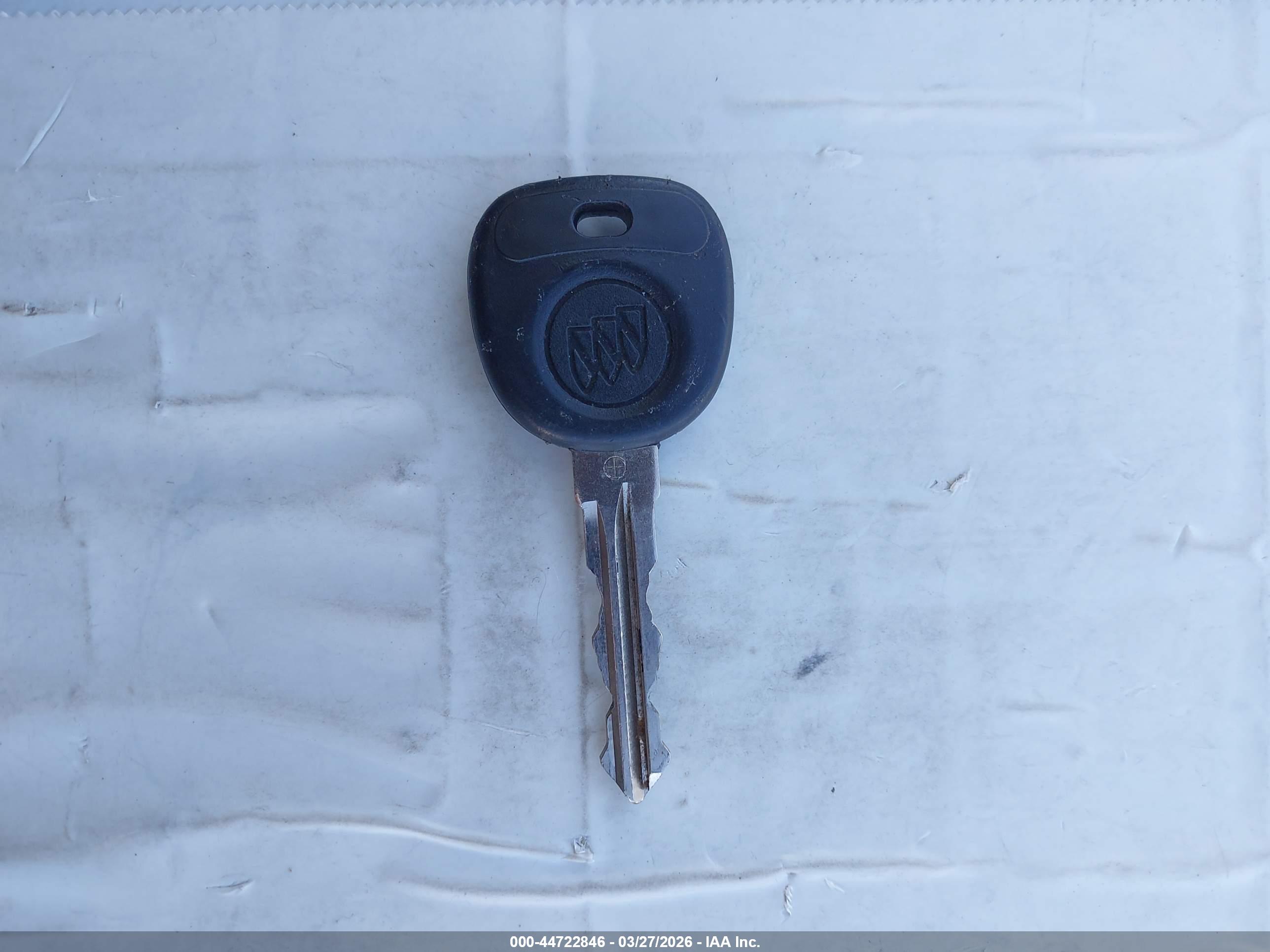 BUICK LUCERNE image 11