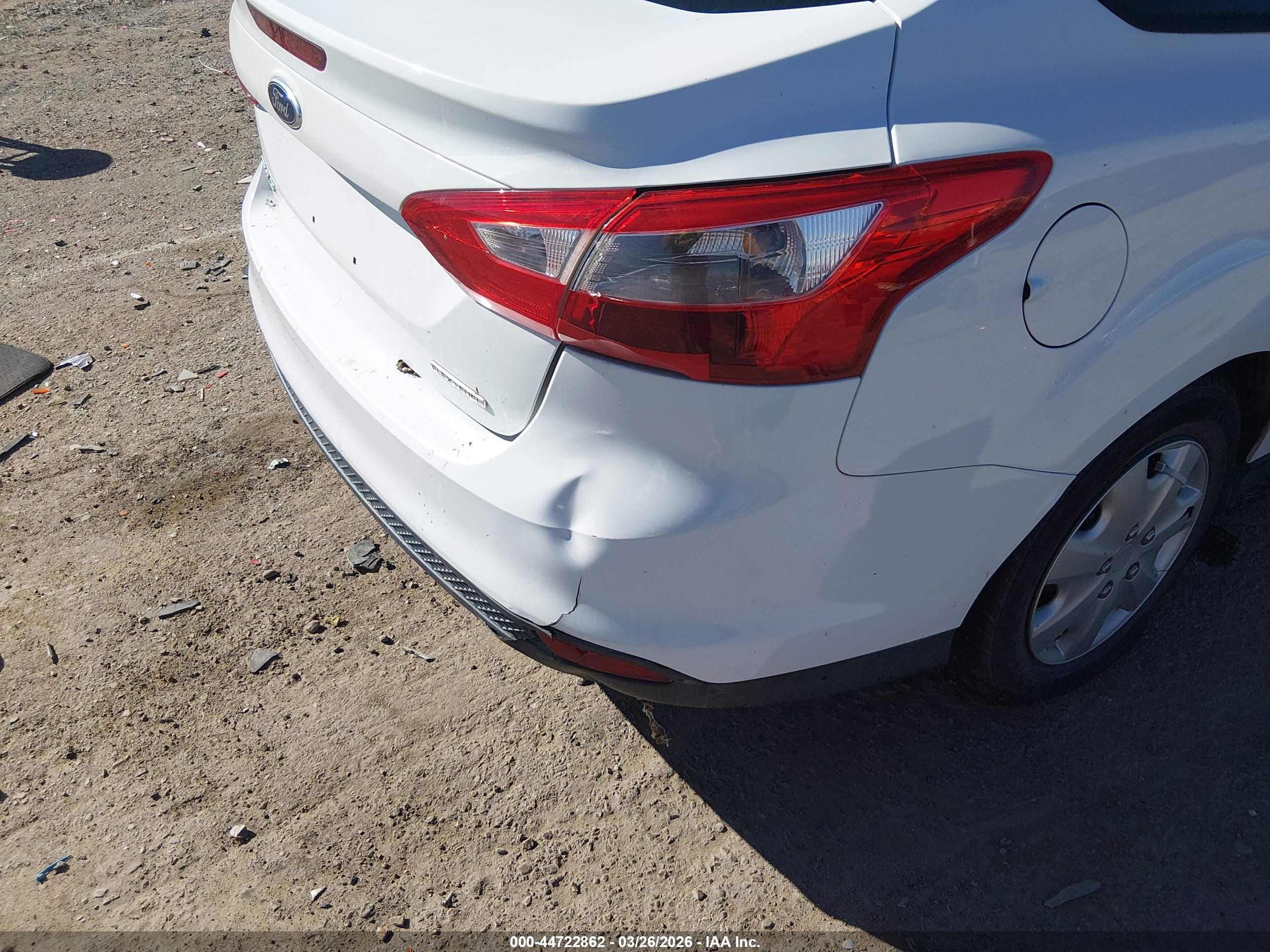 FORD FOCUS image 6