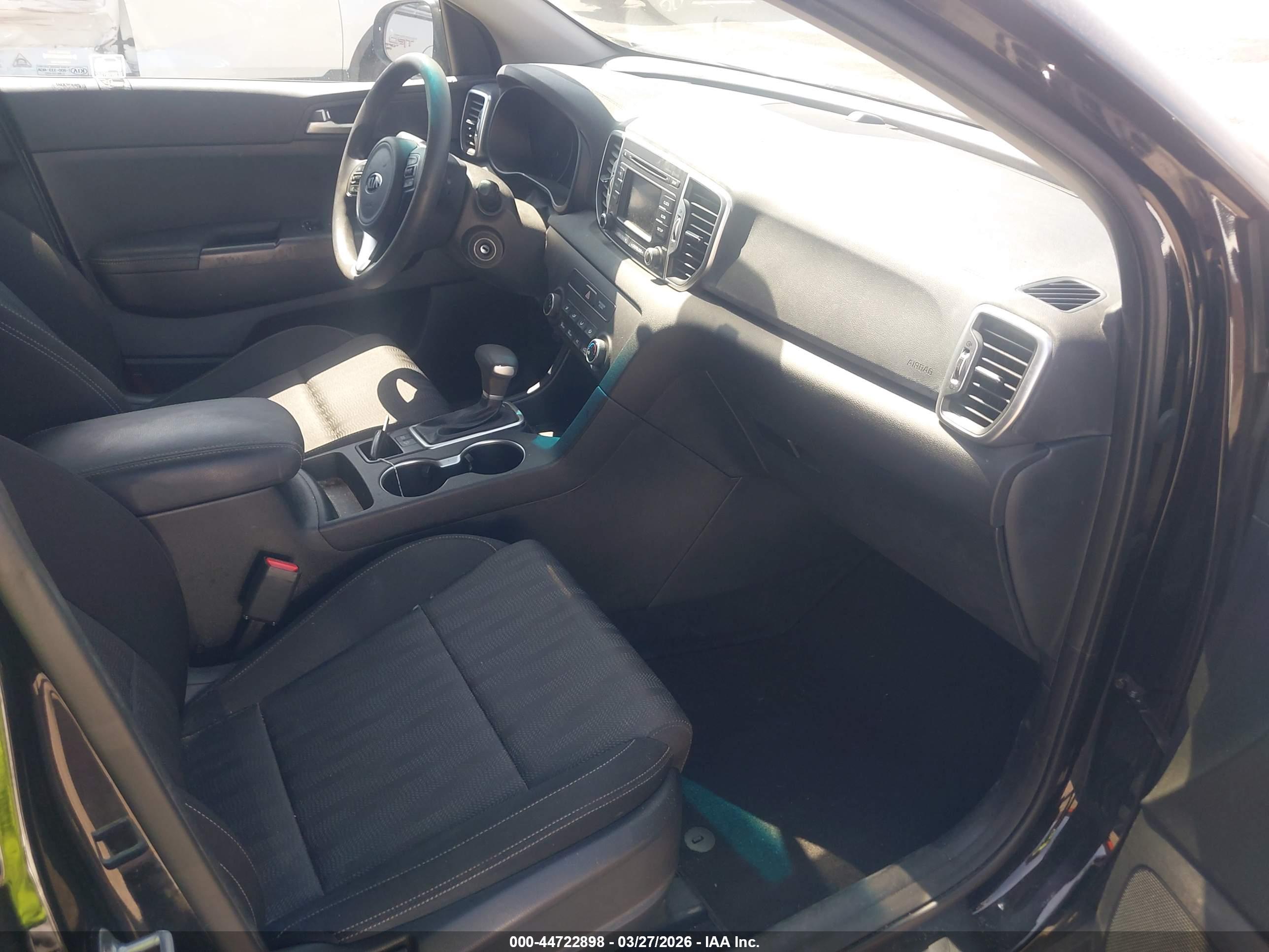 KIA SPORTAGE image 5