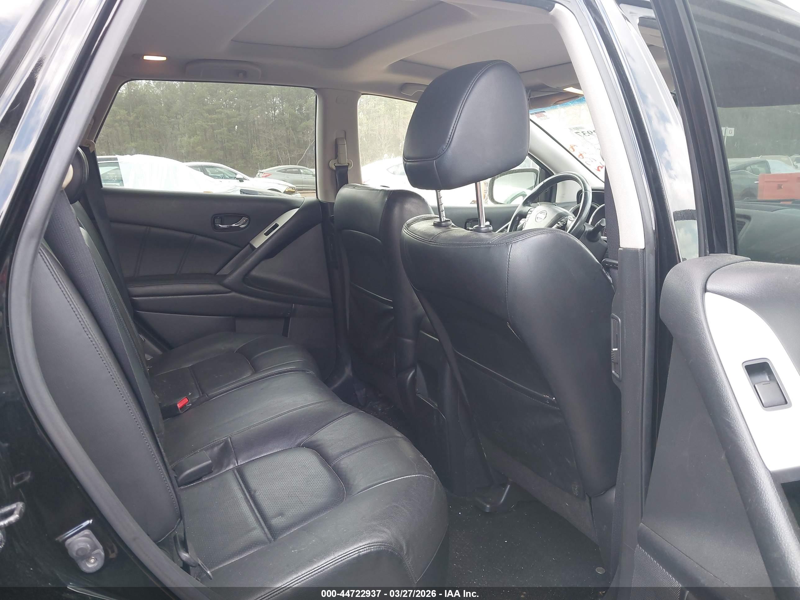 NISSAN MURANO image 8