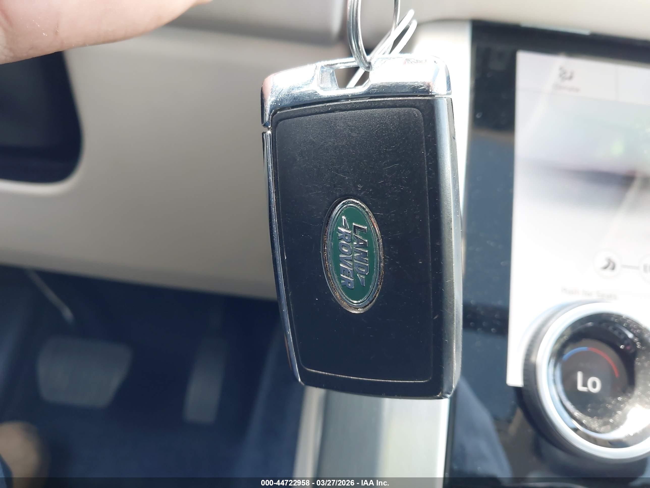 LAND ROVER image 11