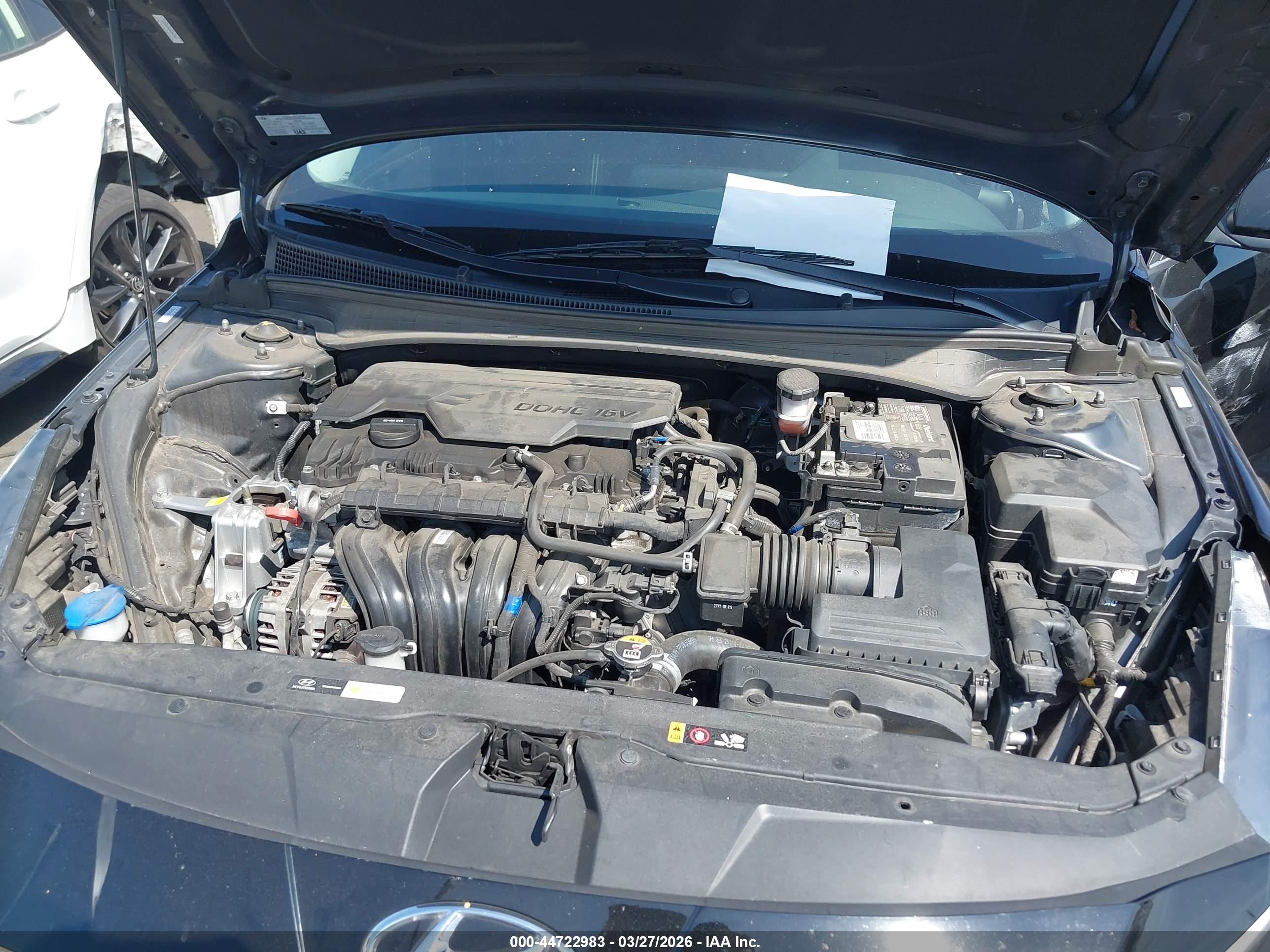HYUNDAI ELANTRA image 10
