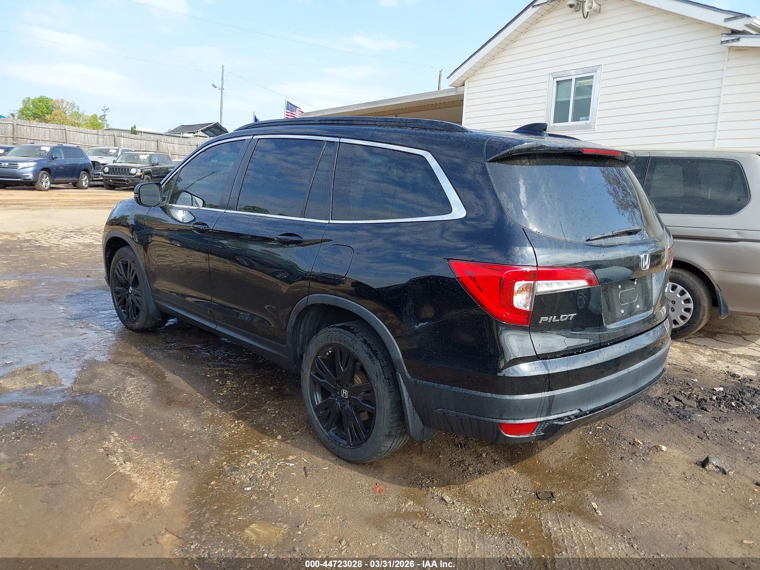 HONDA PILOT image 3