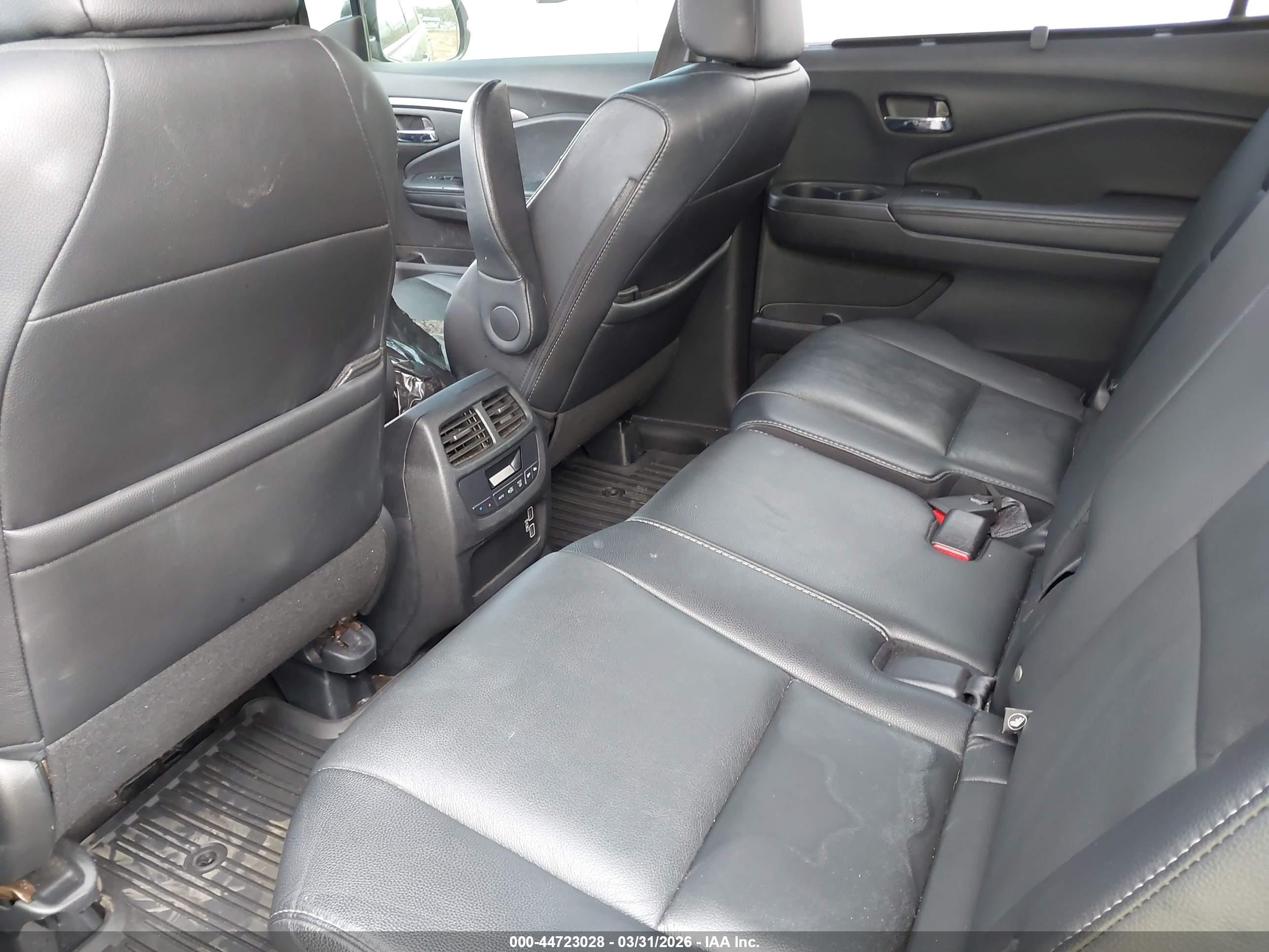 HONDA PILOT image 8