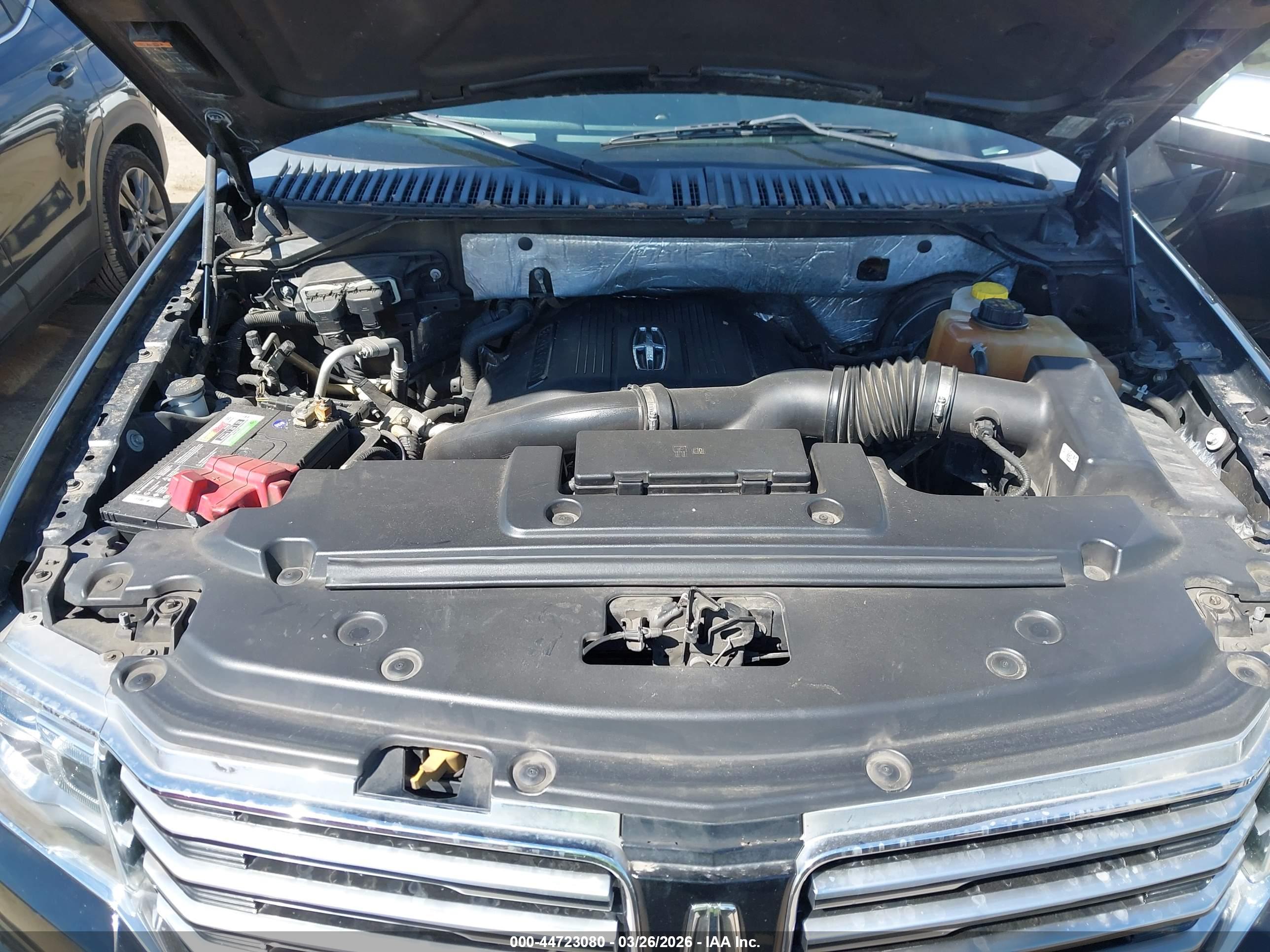 LINCOLN NAVIGATOR image 10