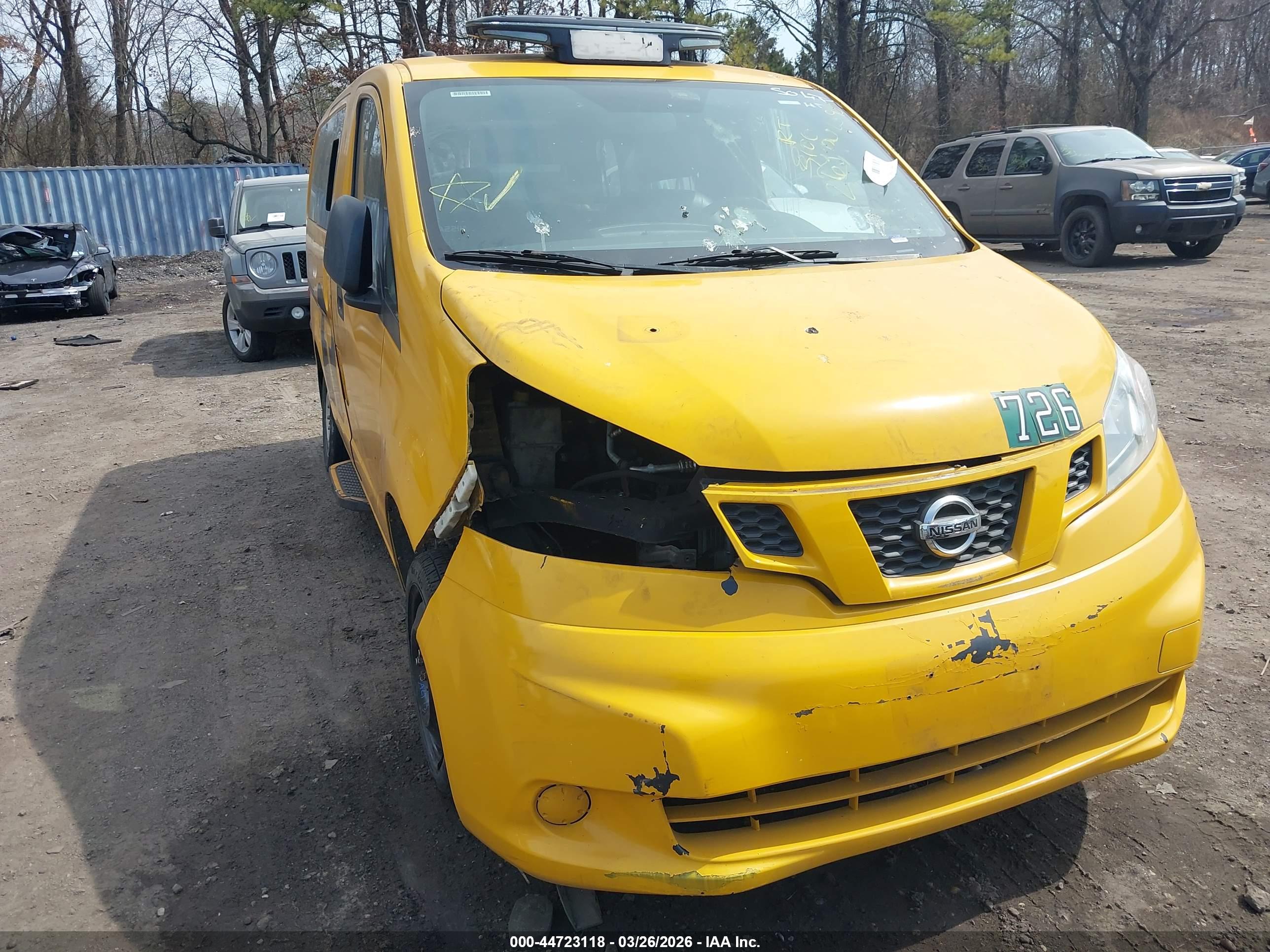 NISSAN NV200 image 6