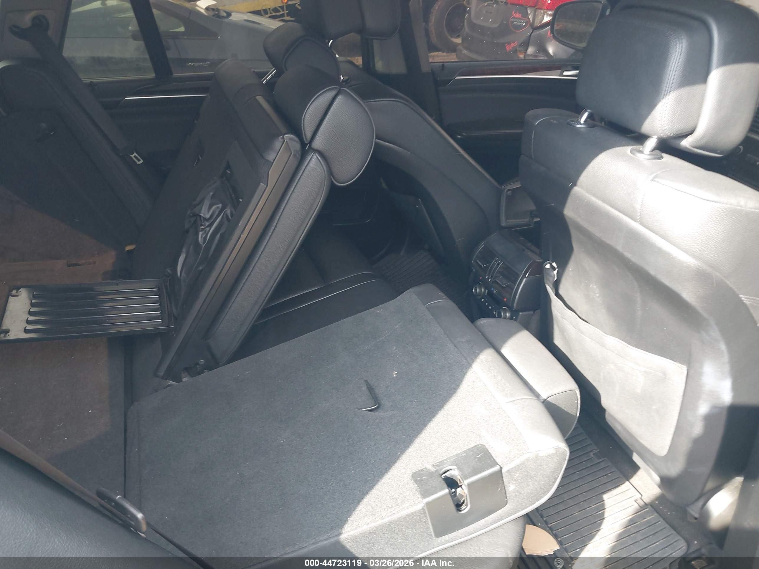 BMW X5 image 8