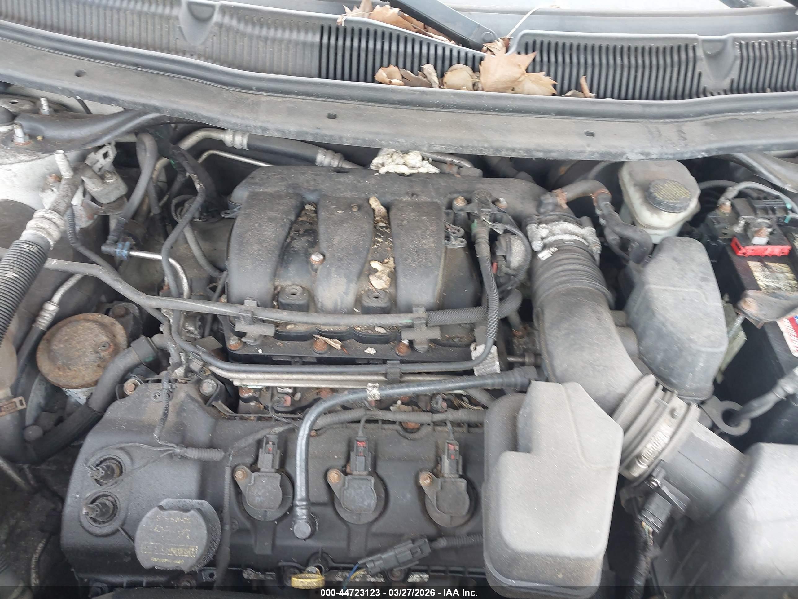 FORD EXPLORER image 10