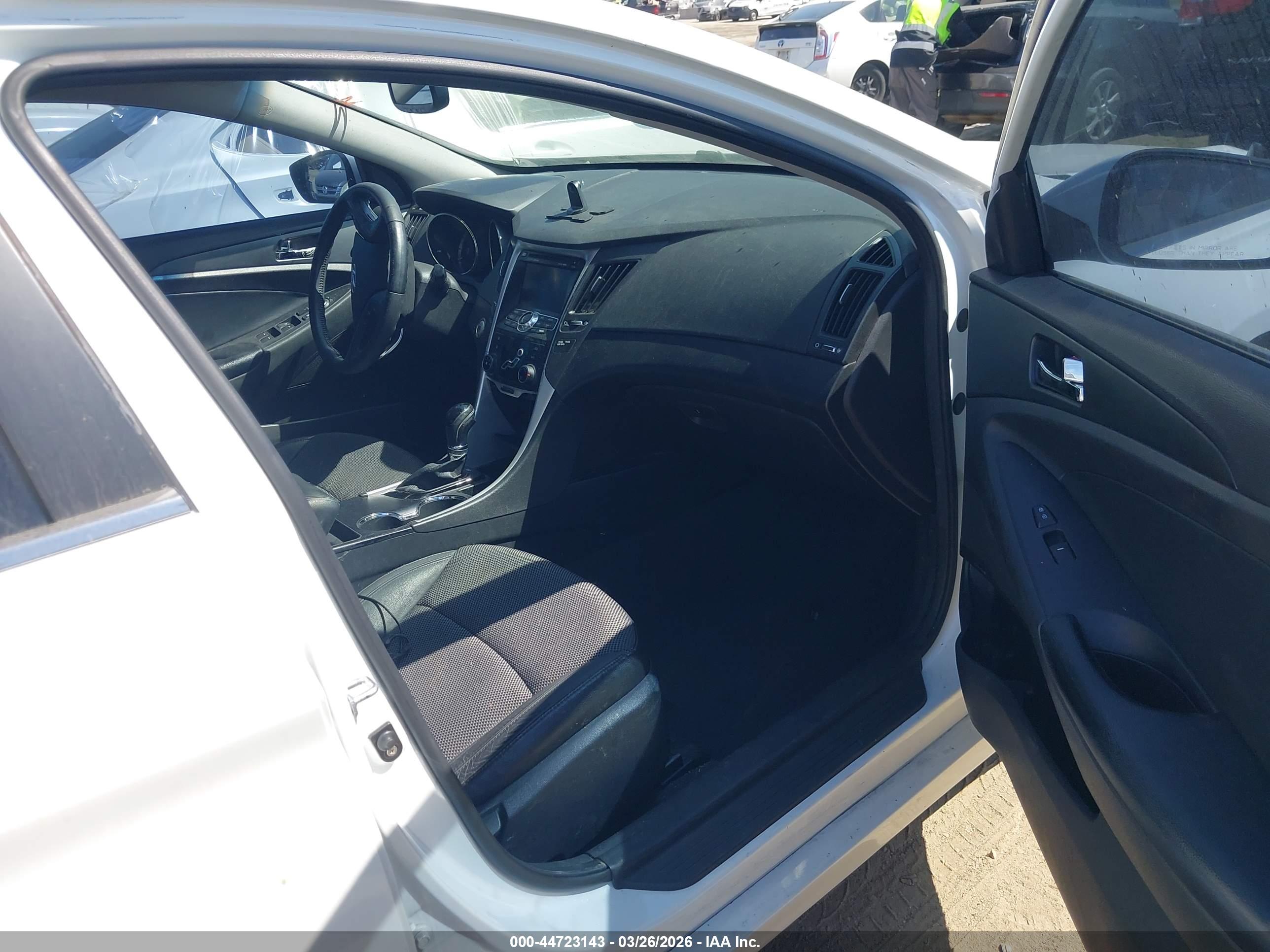 HYUNDAI SONATA image 5