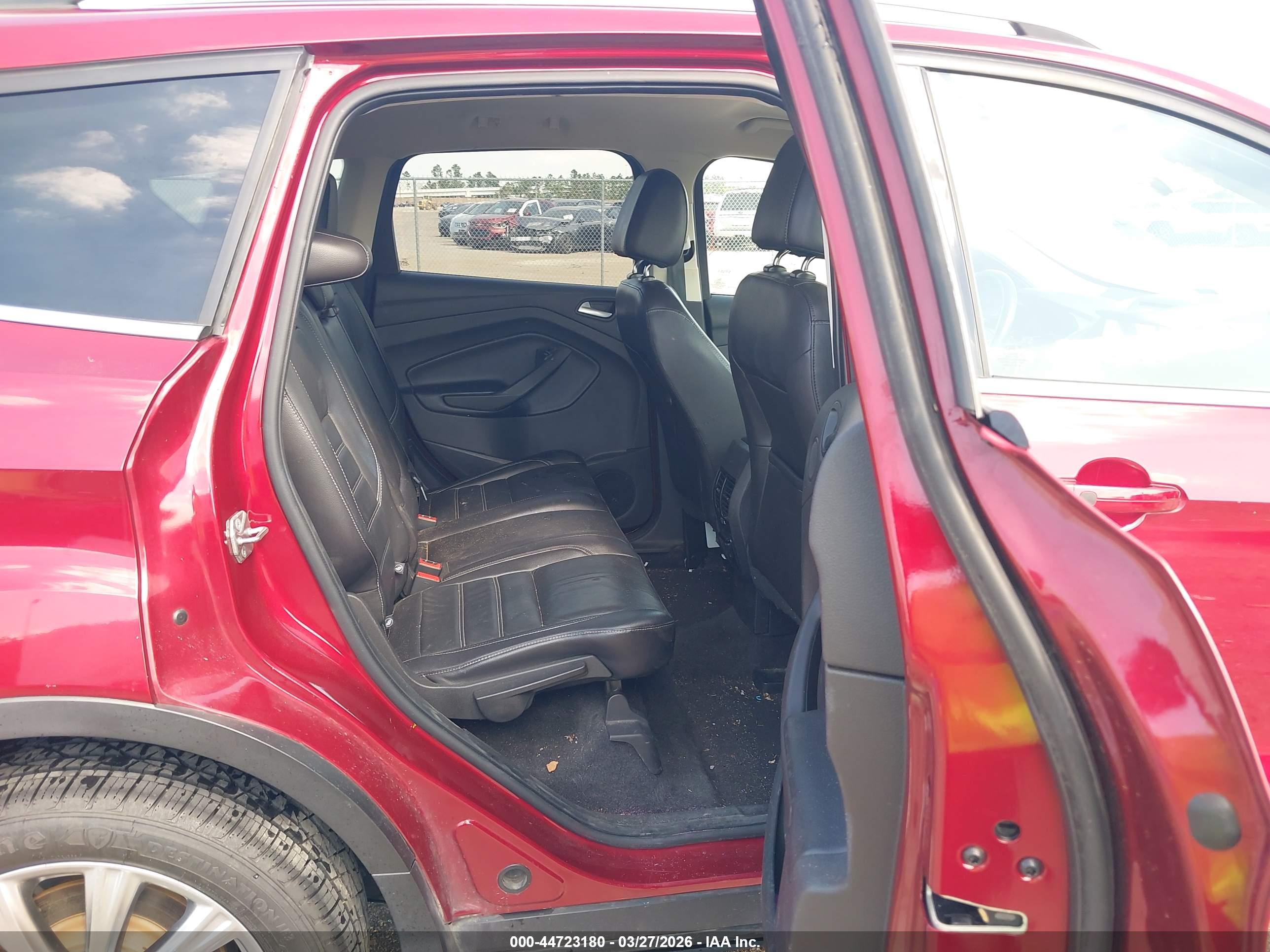 FORD ESCAPE image 8
