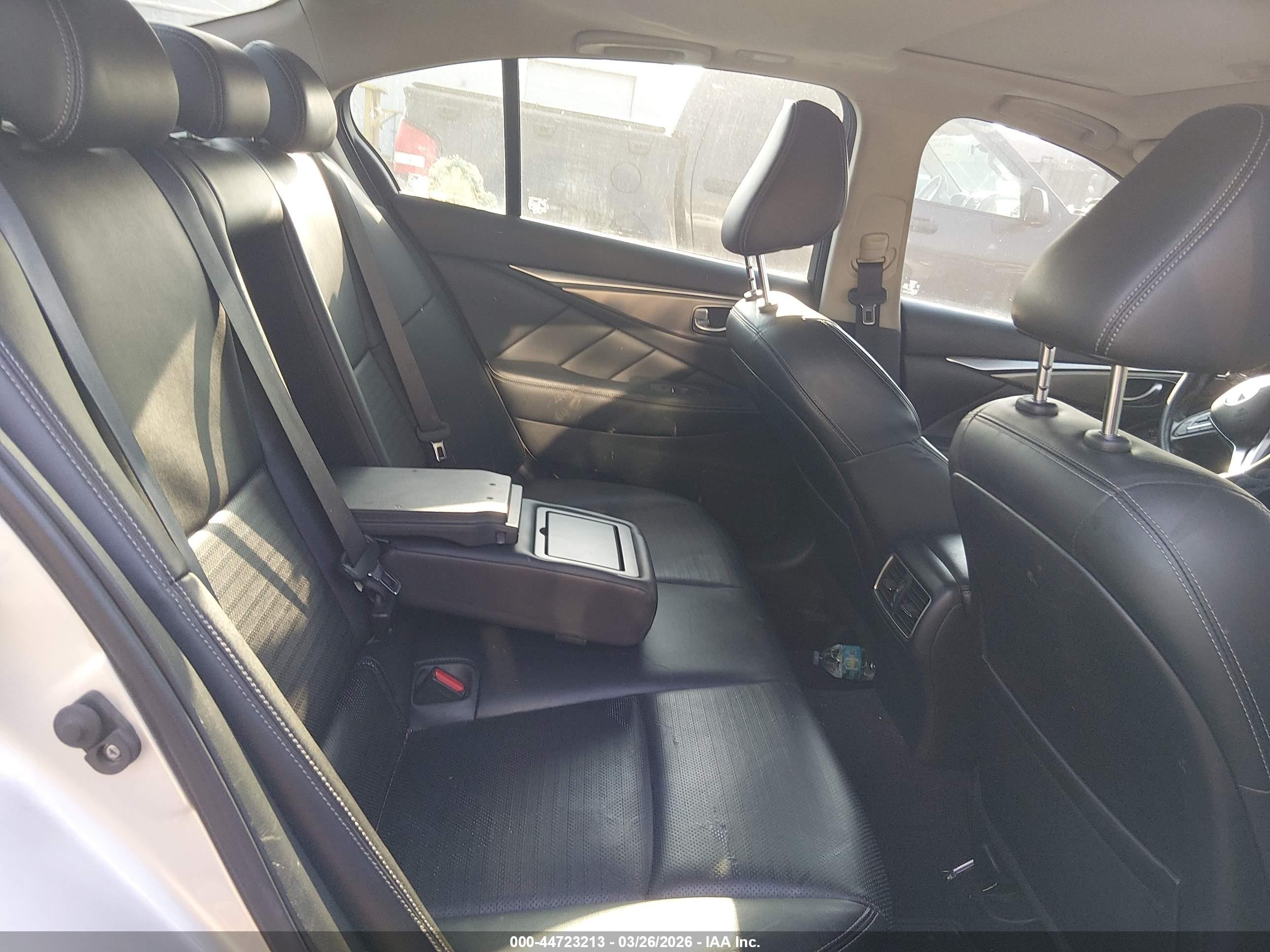 INFINITI Q50 image 8