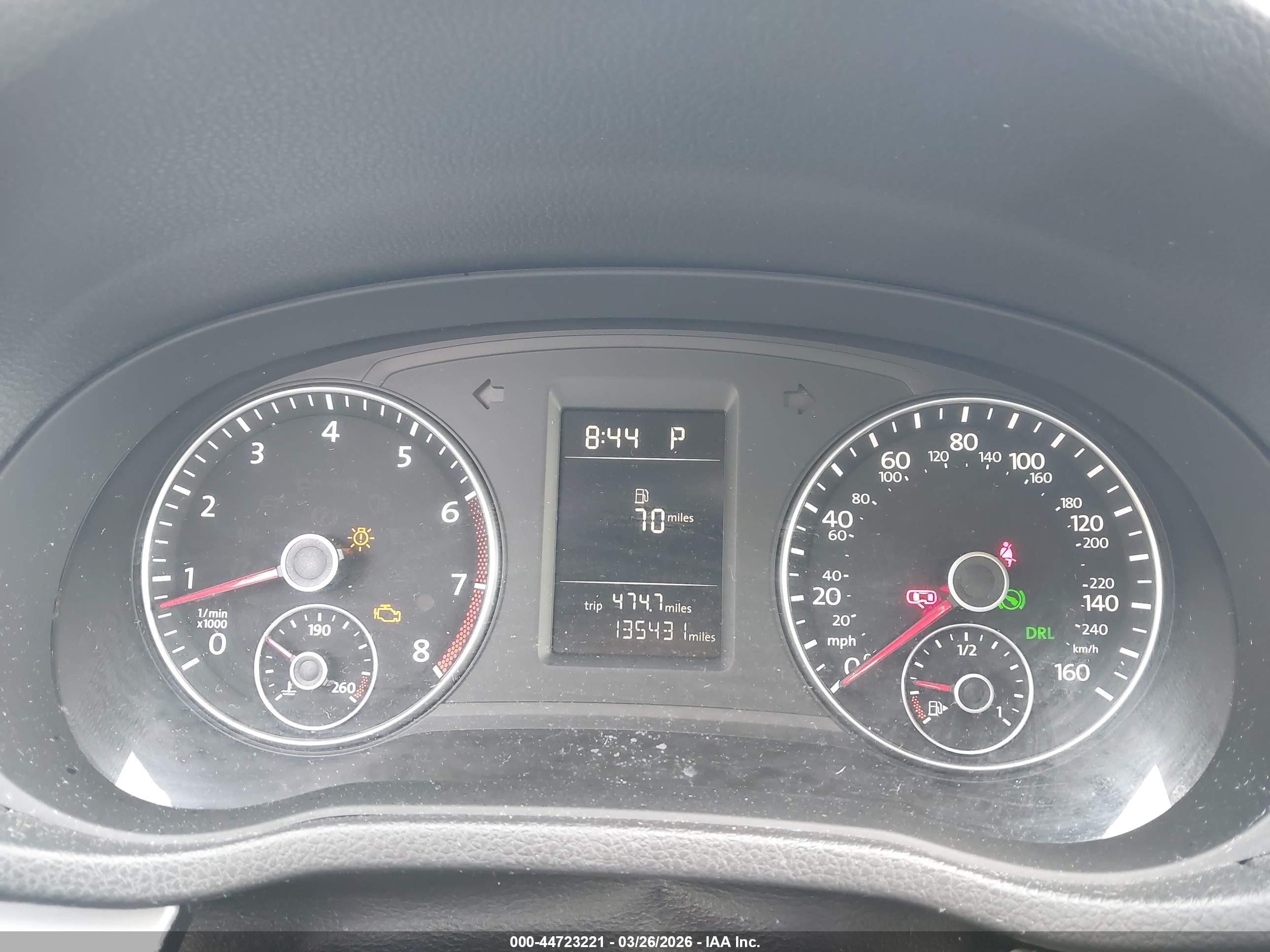 VOLKSWAGEN PASSAT image 7