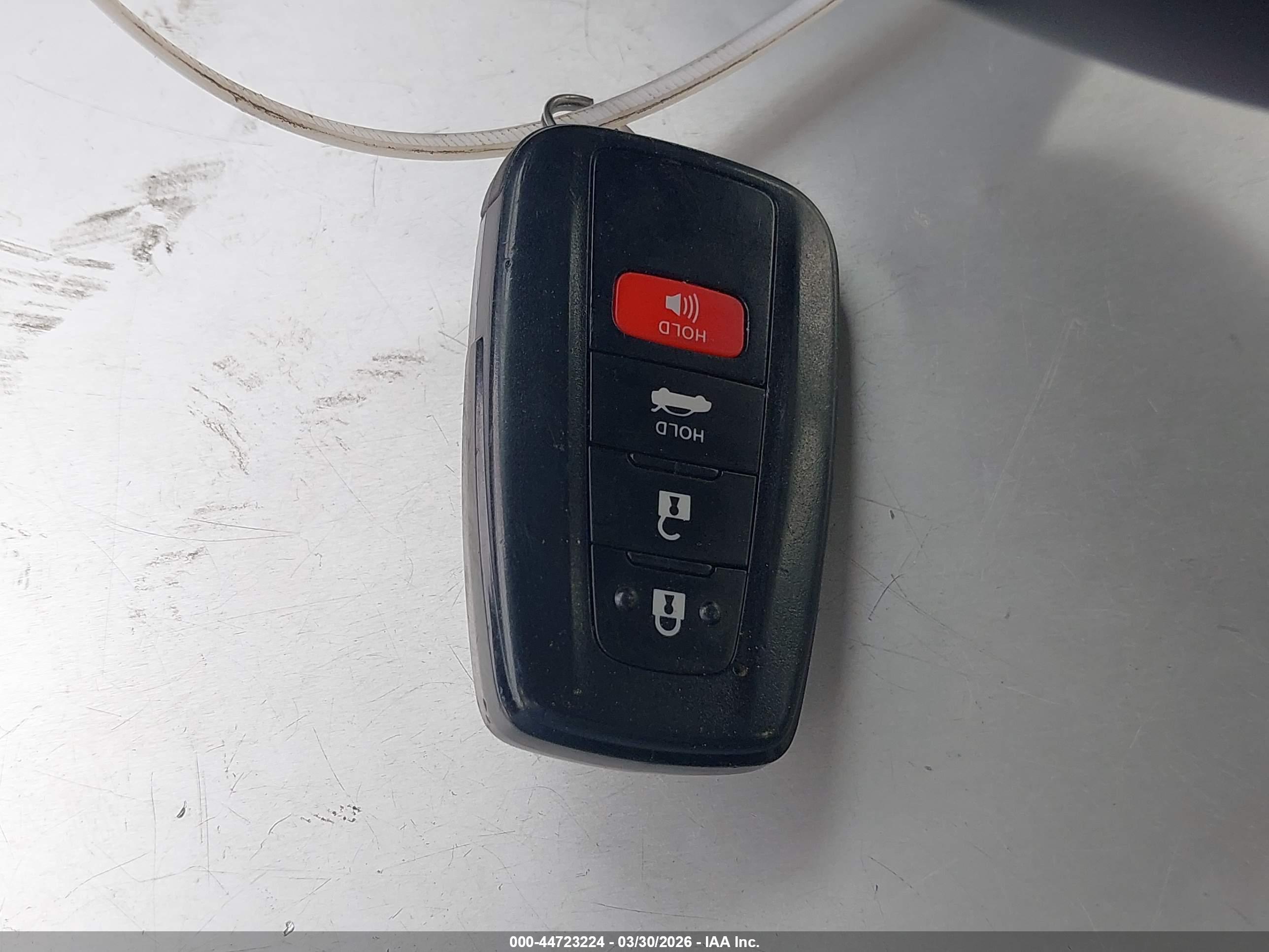 TOYOTA MIRAI image 11