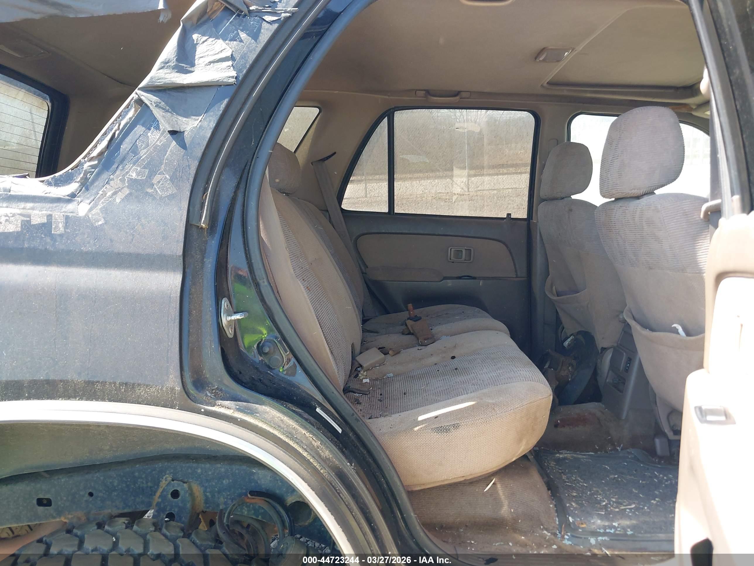 TOYOTA 4RUNNER image 8