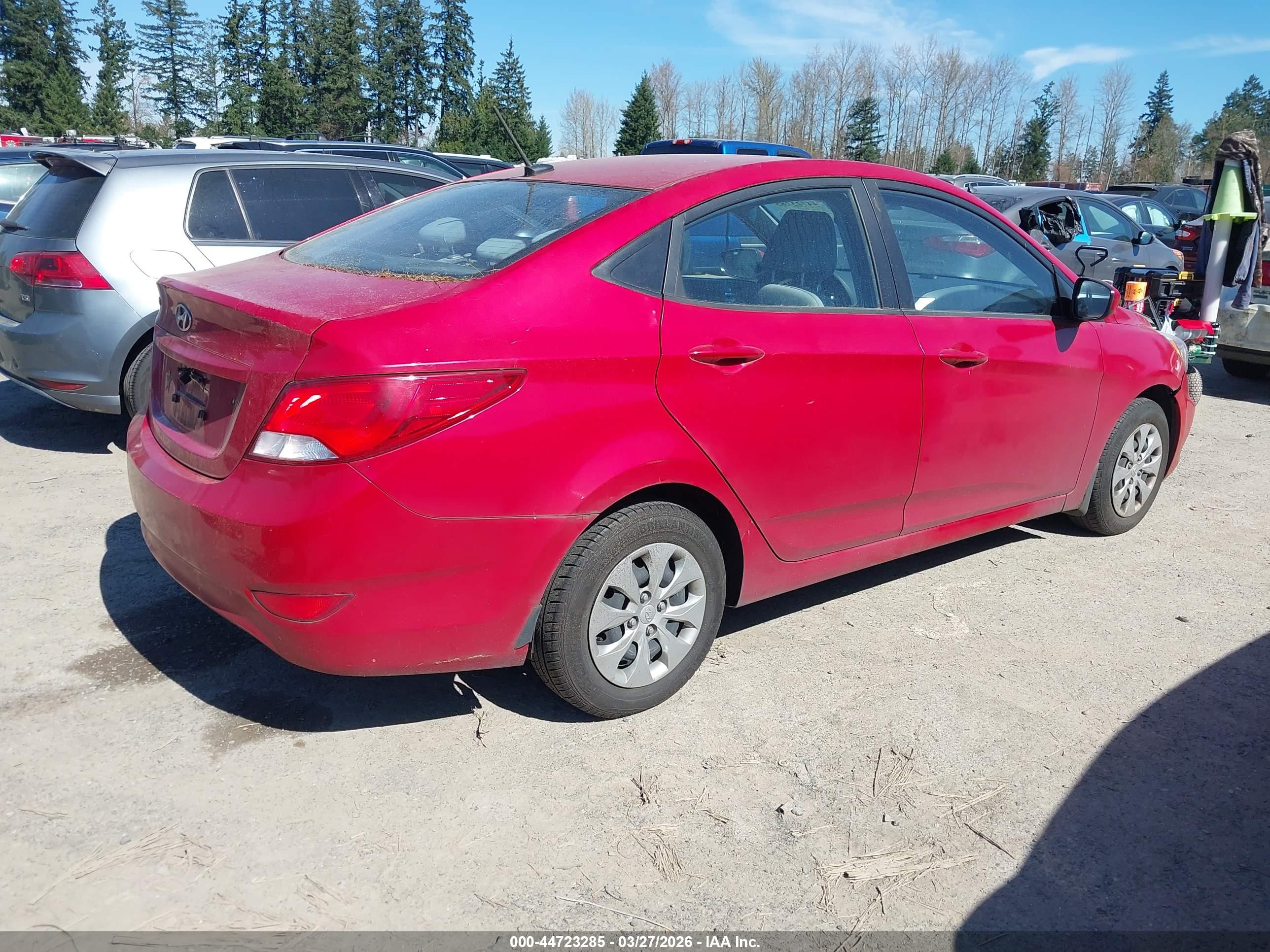 HYUNDAI ACCENT image 4