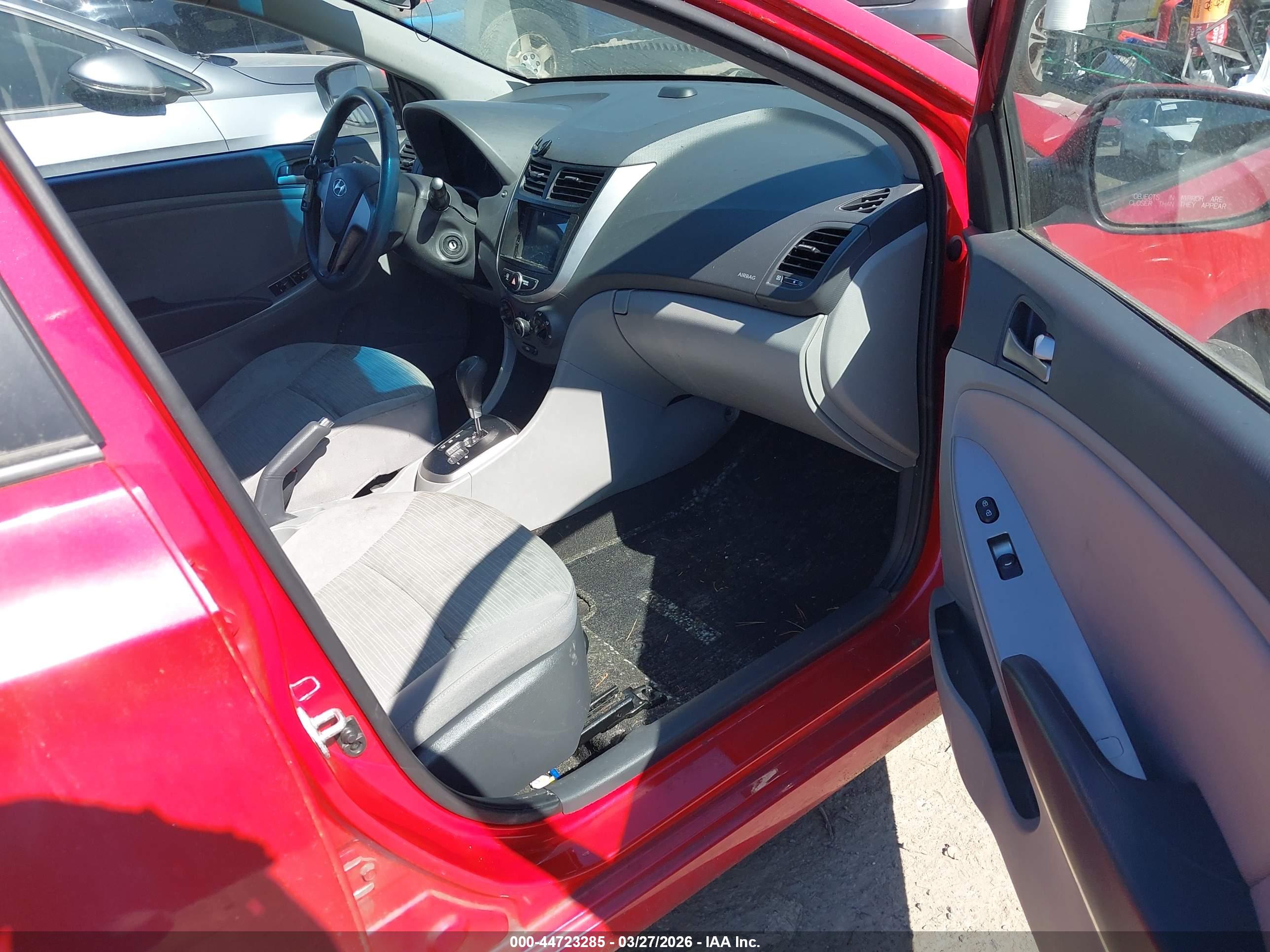 HYUNDAI ACCENT image 5