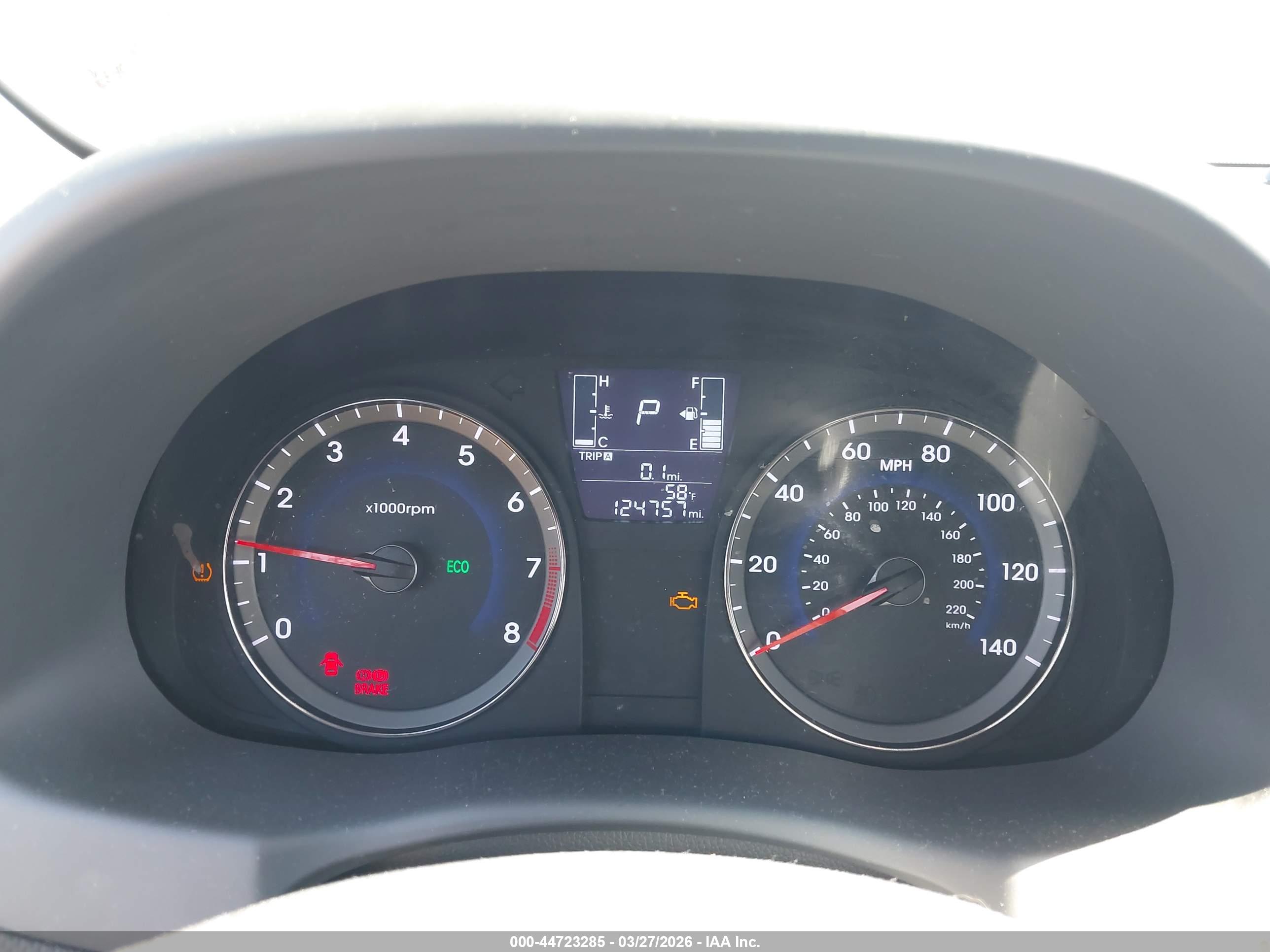HYUNDAI ACCENT image 7