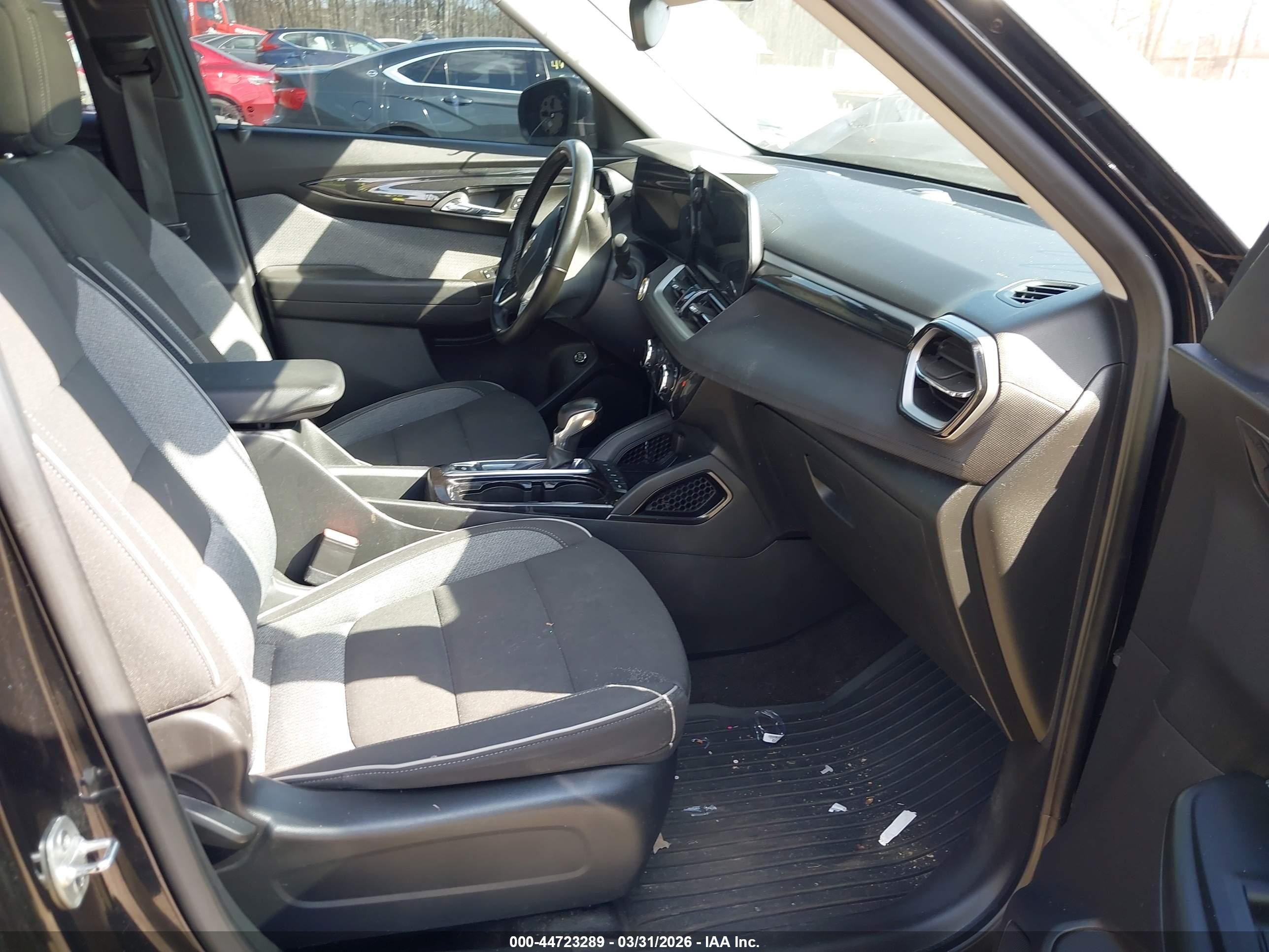 CHEVROLET TRAILBLAZER image 5