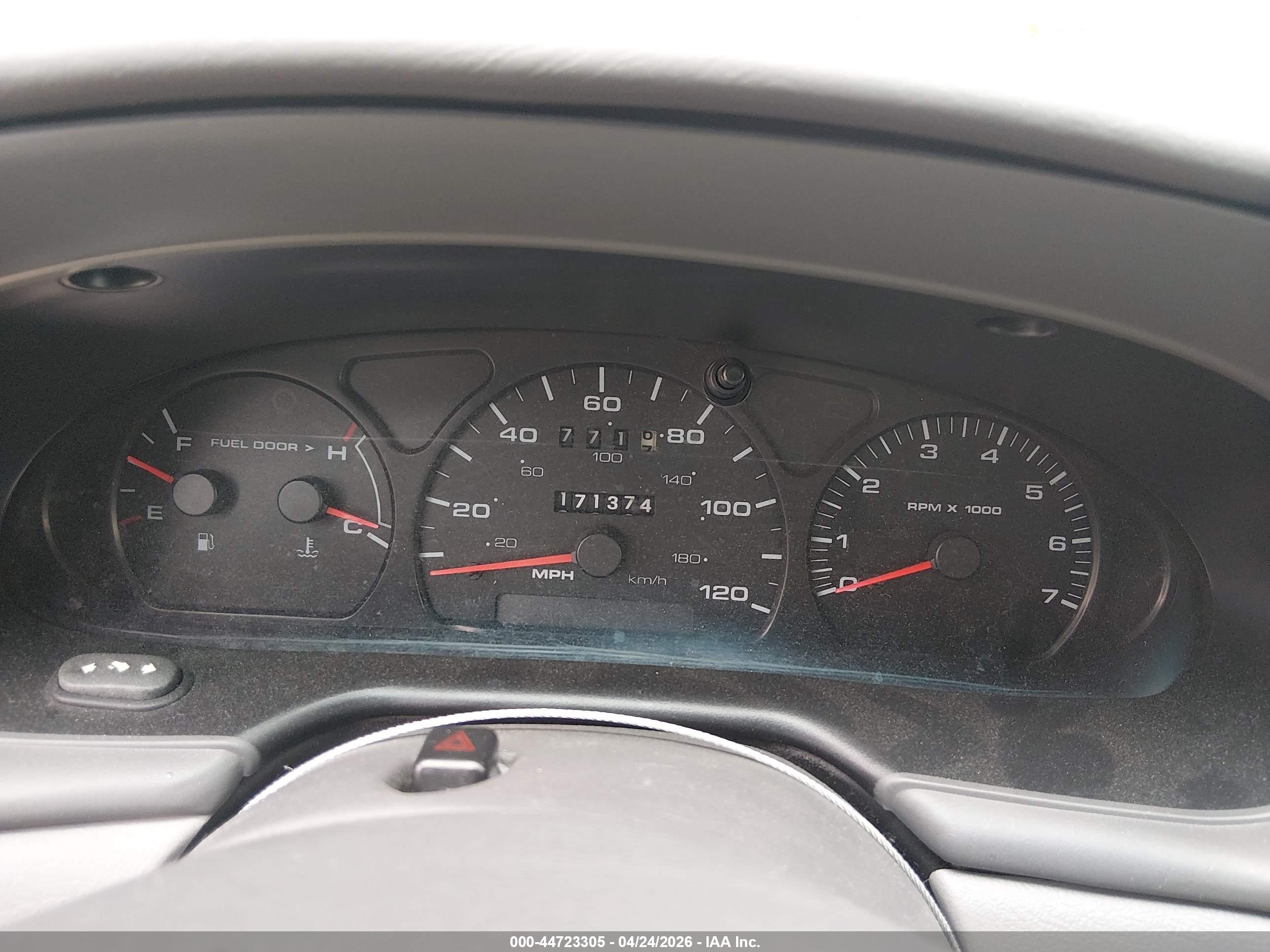 FORD TAURUS image 7