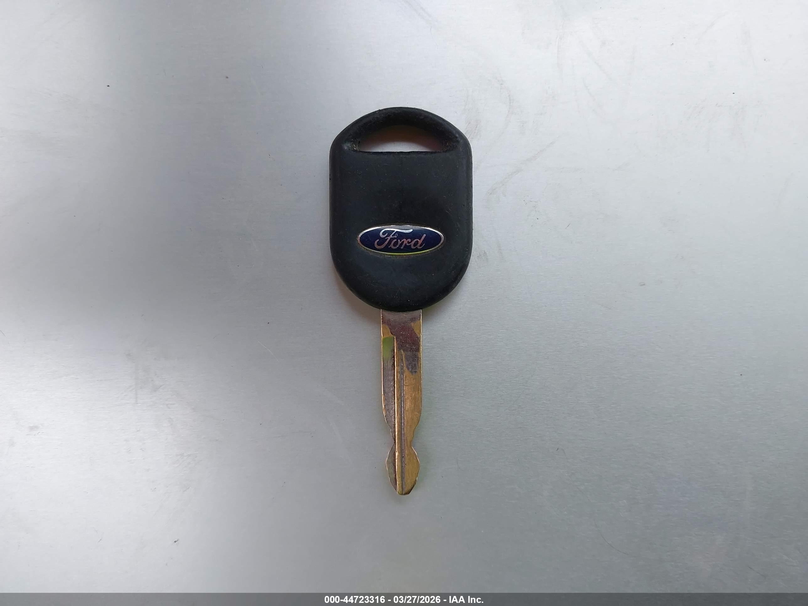 FORD EXPLORER image 11