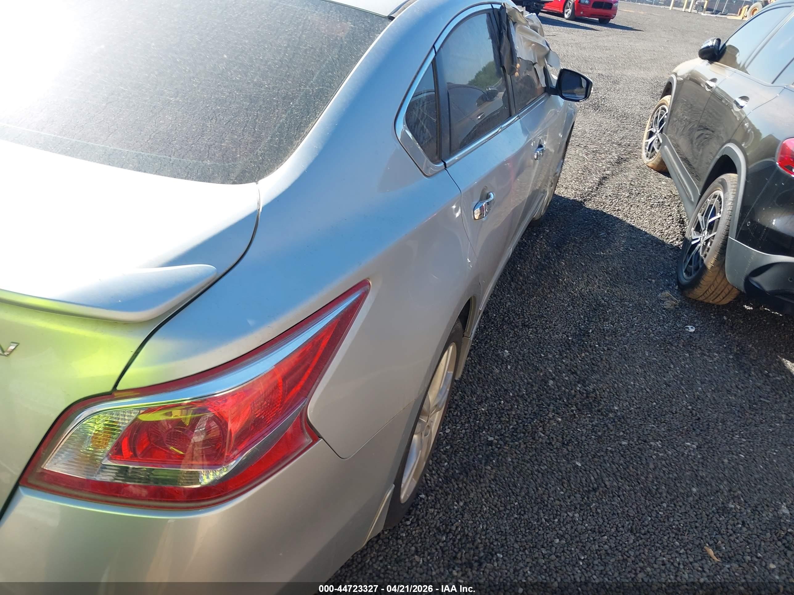 NISSAN ALTIMA image 4