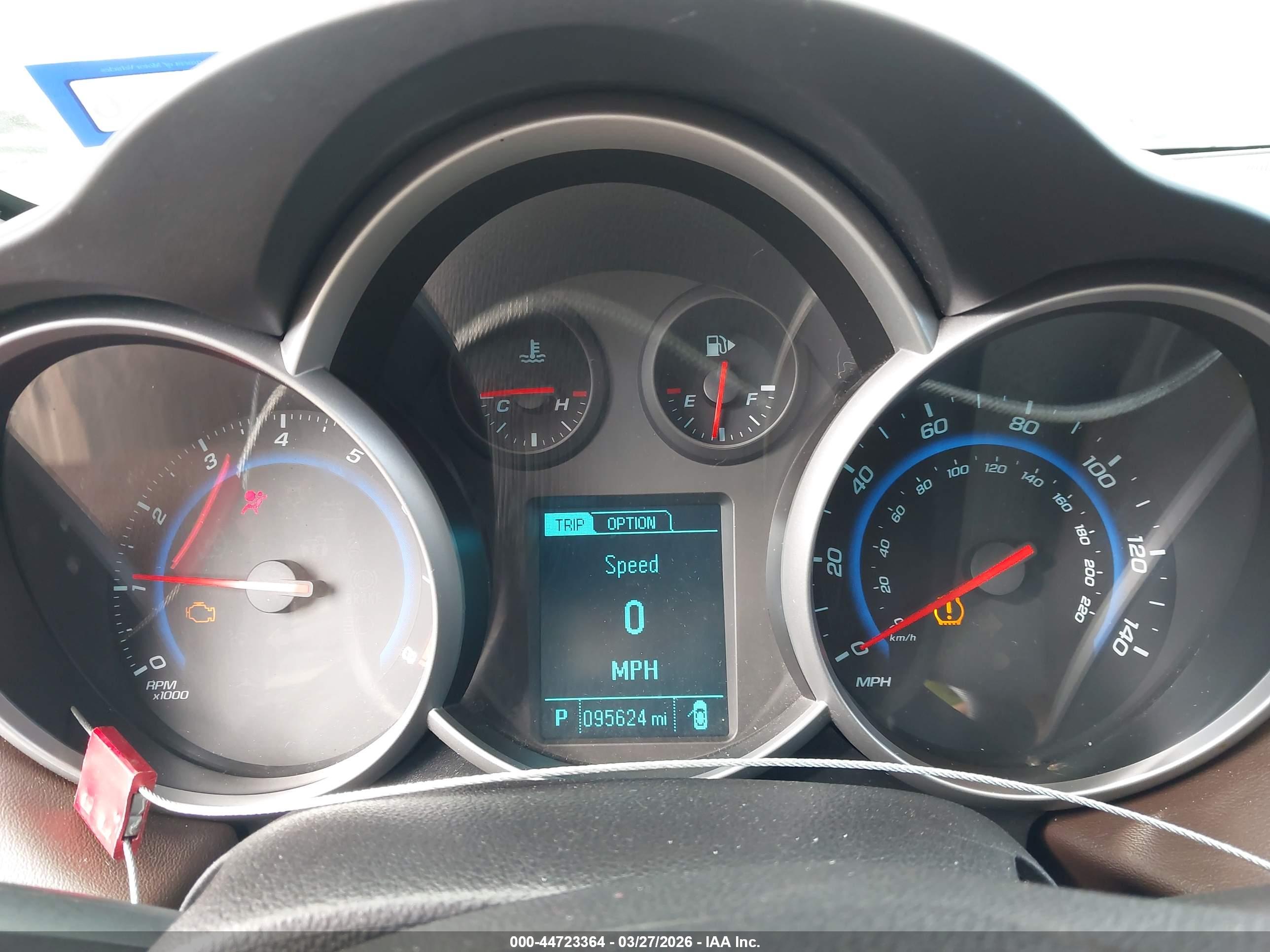 CHEVROLET CRUZE image 7
