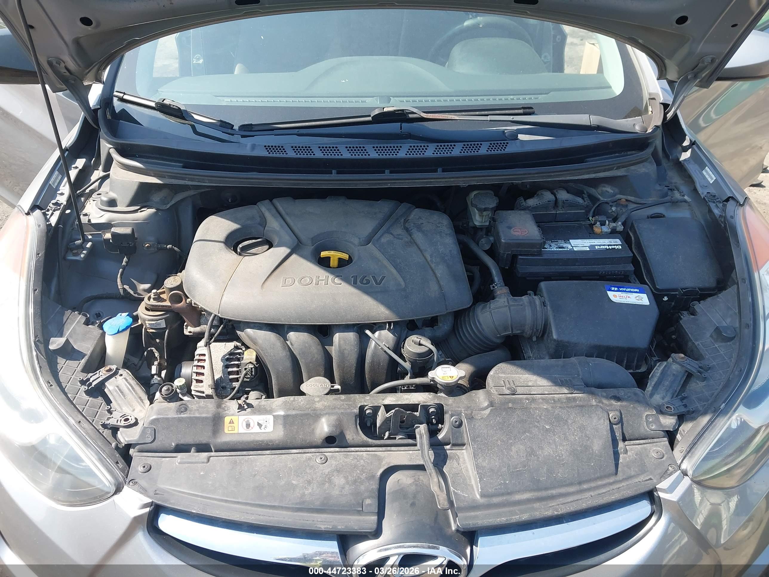 HYUNDAI ELANTRA image 10