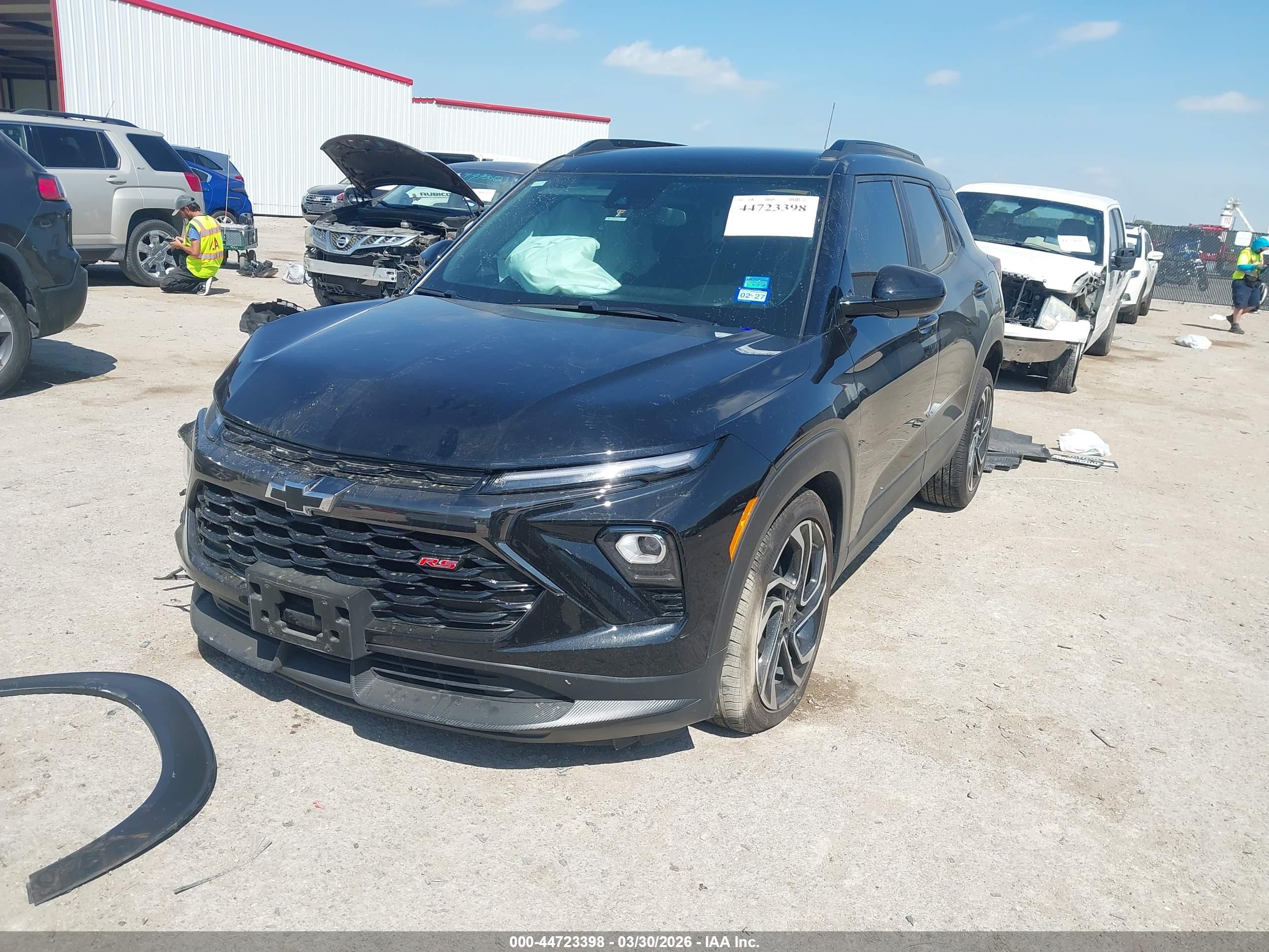 CHEVROLET TRAILBLAZER image 2