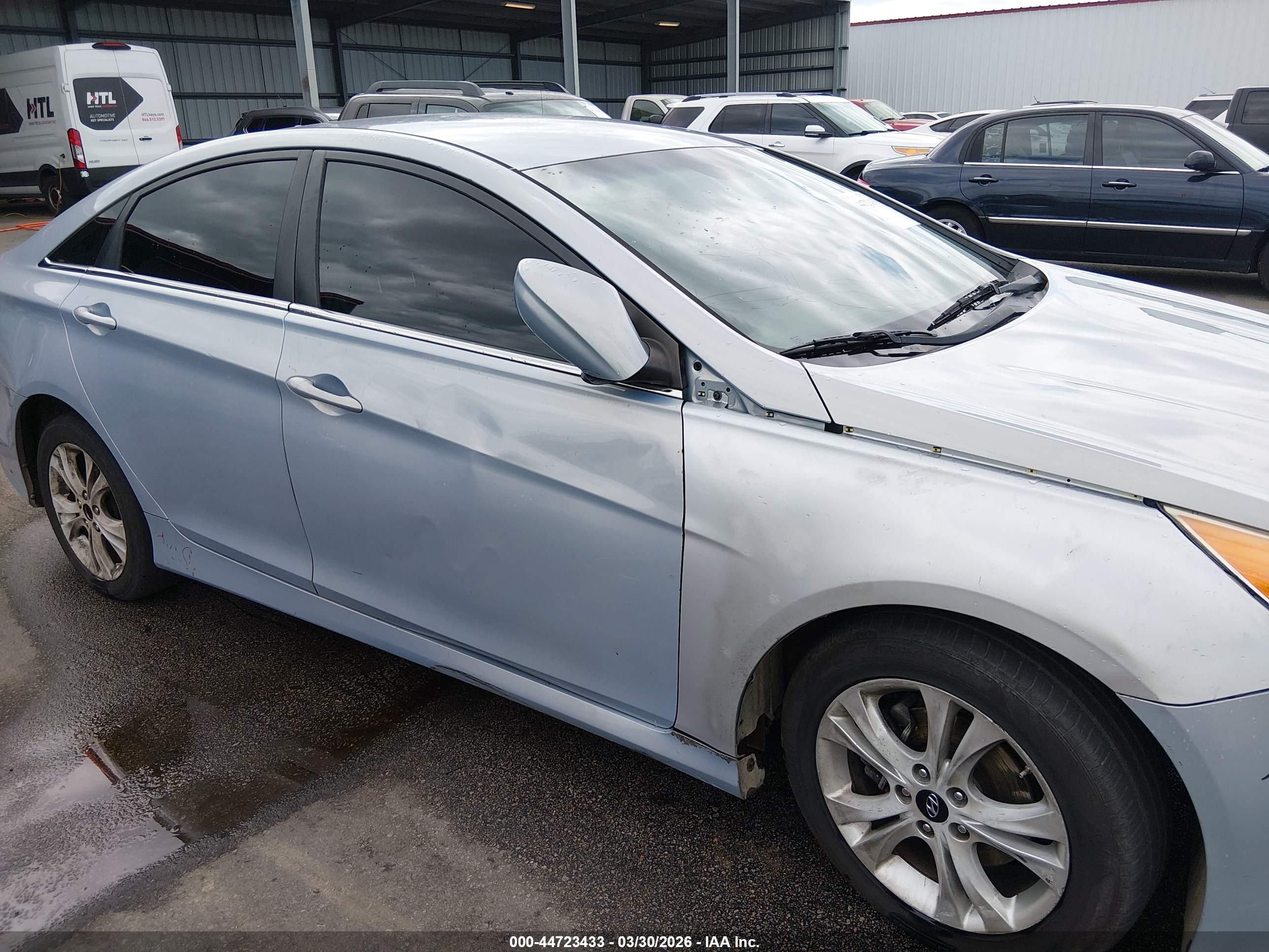 HYUNDAI SONATA image 6