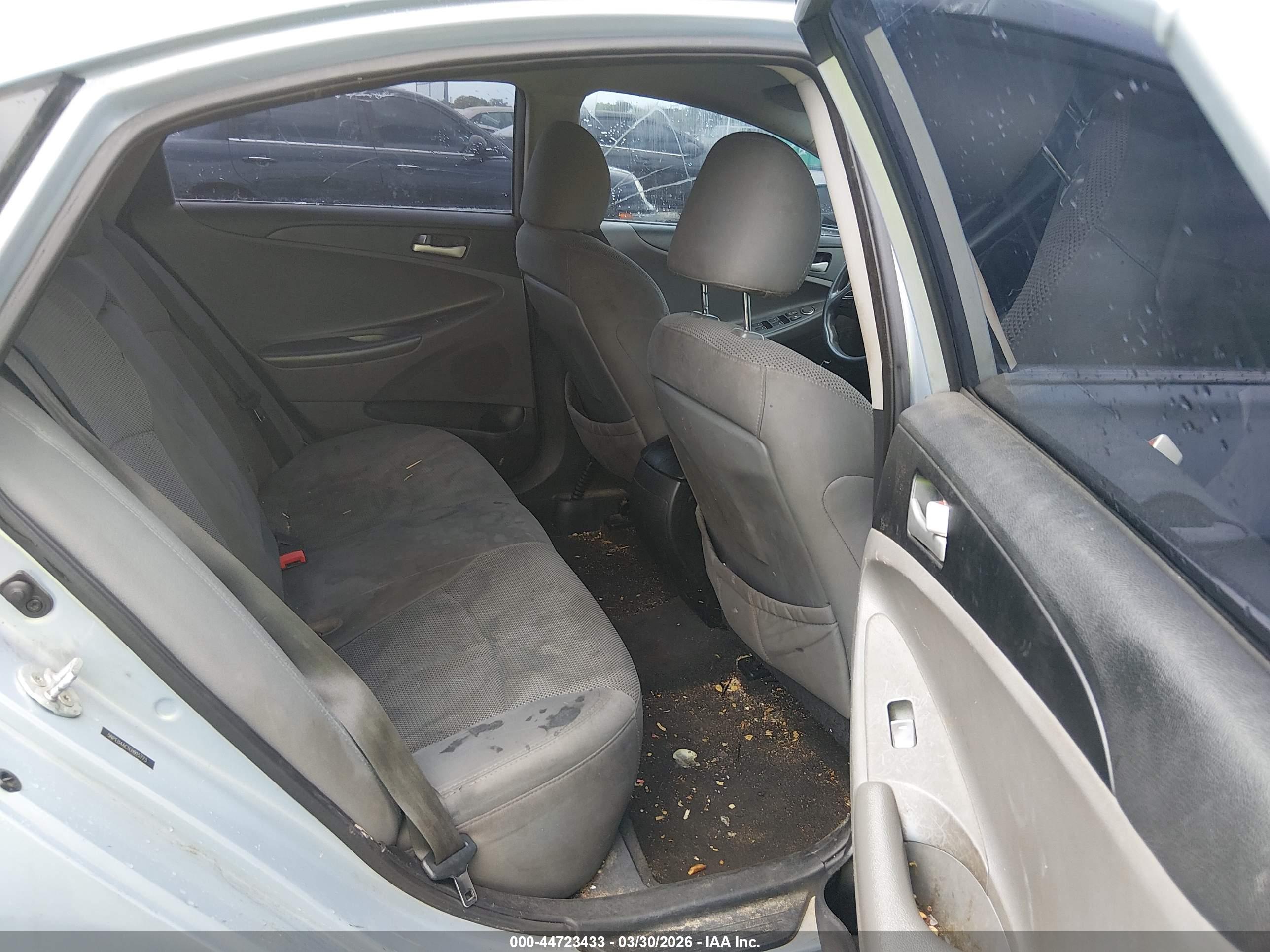 HYUNDAI SONATA image 8