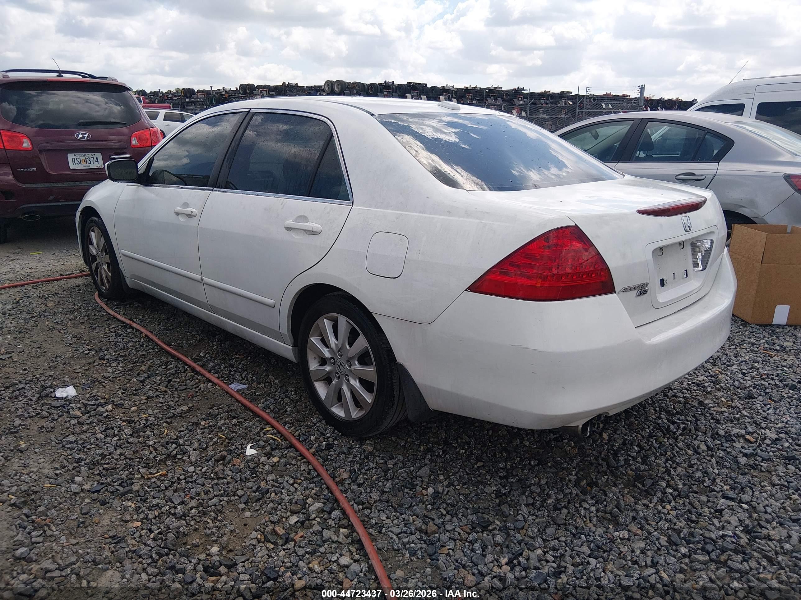 HONDA ACCORD image 3