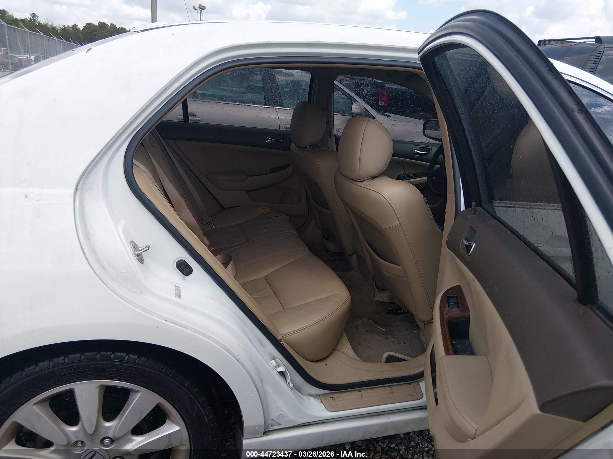 HONDA ACCORD image 8