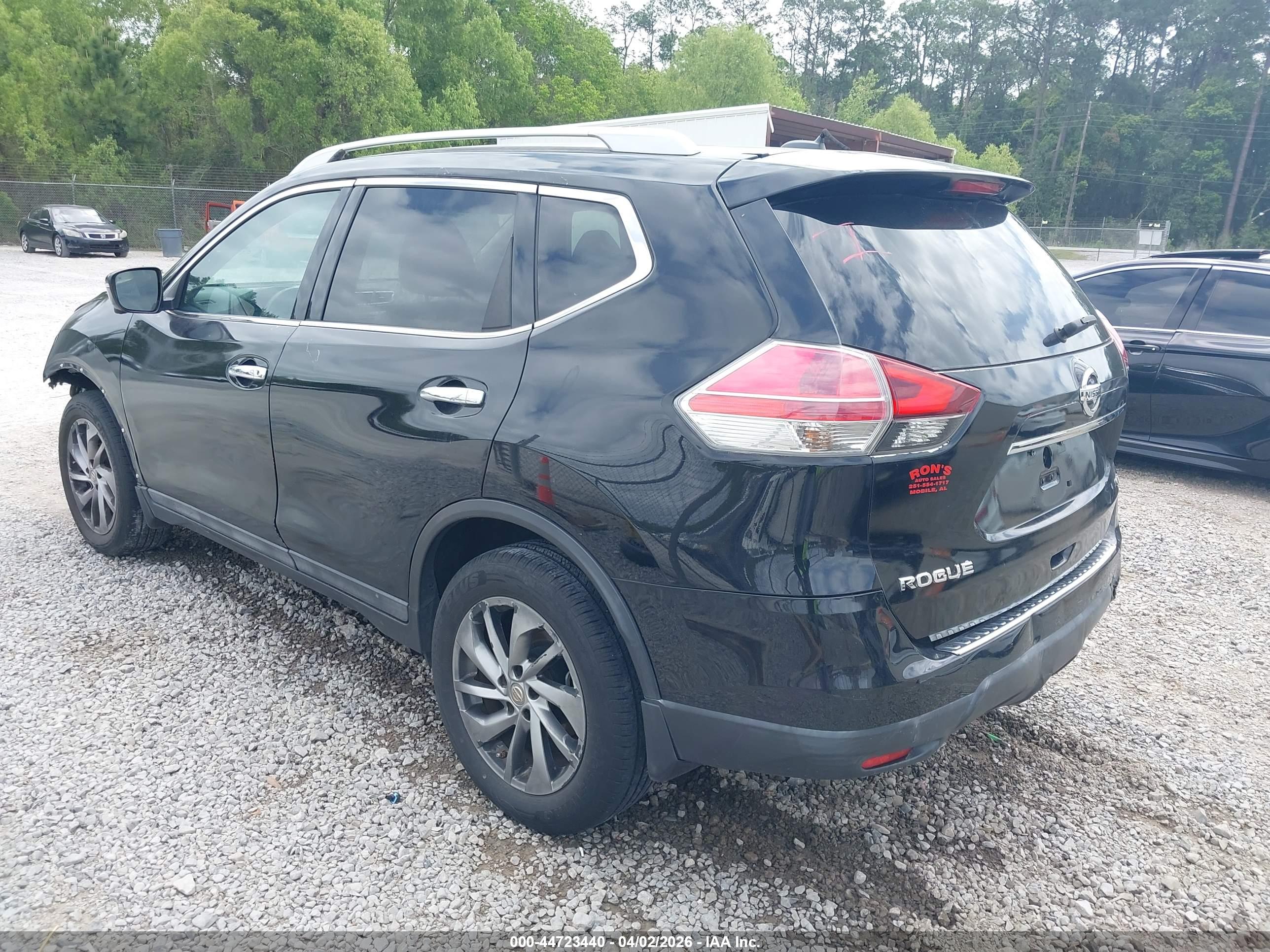 NISSAN ROGUE image 3