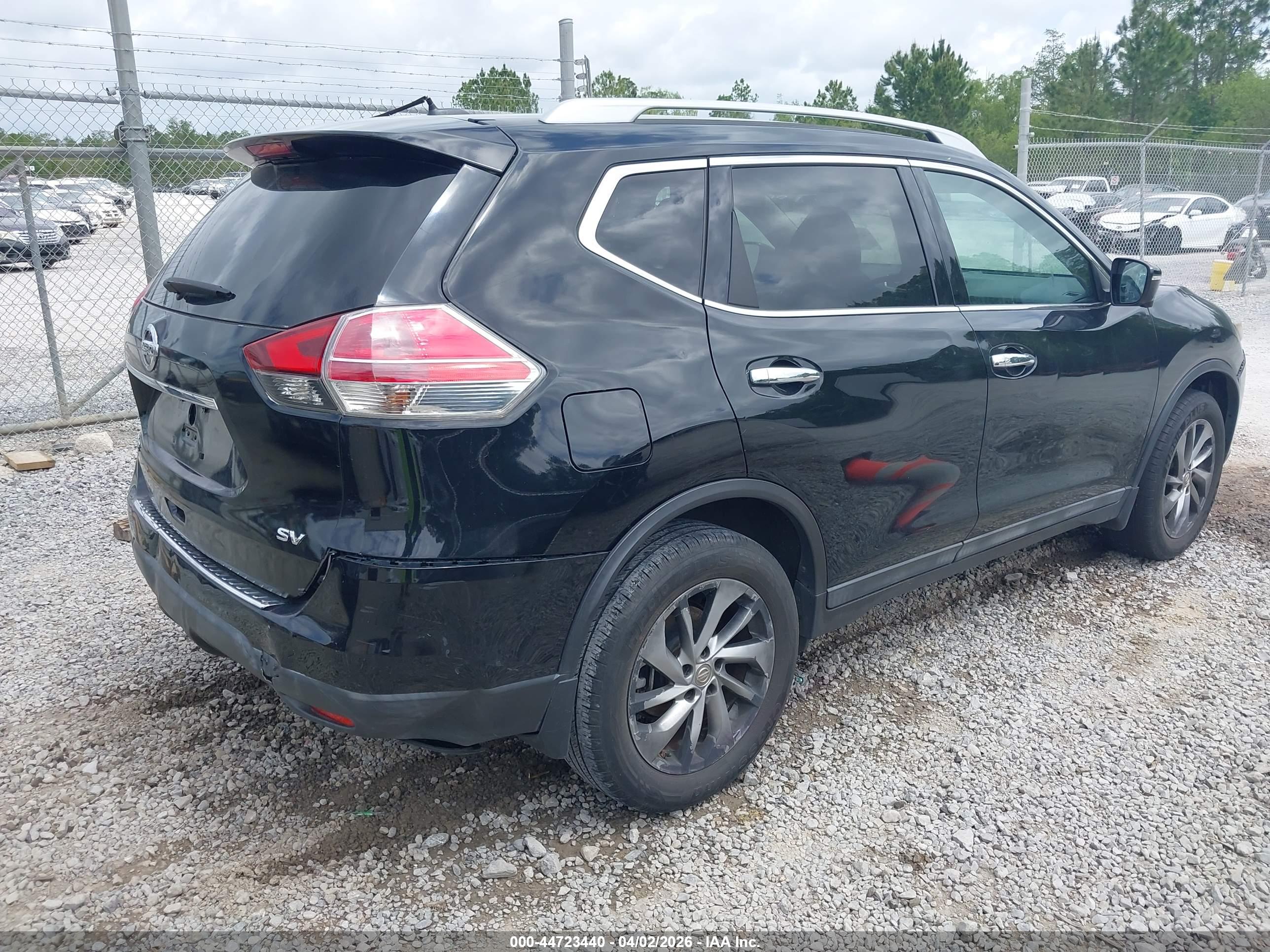NISSAN ROGUE image 4