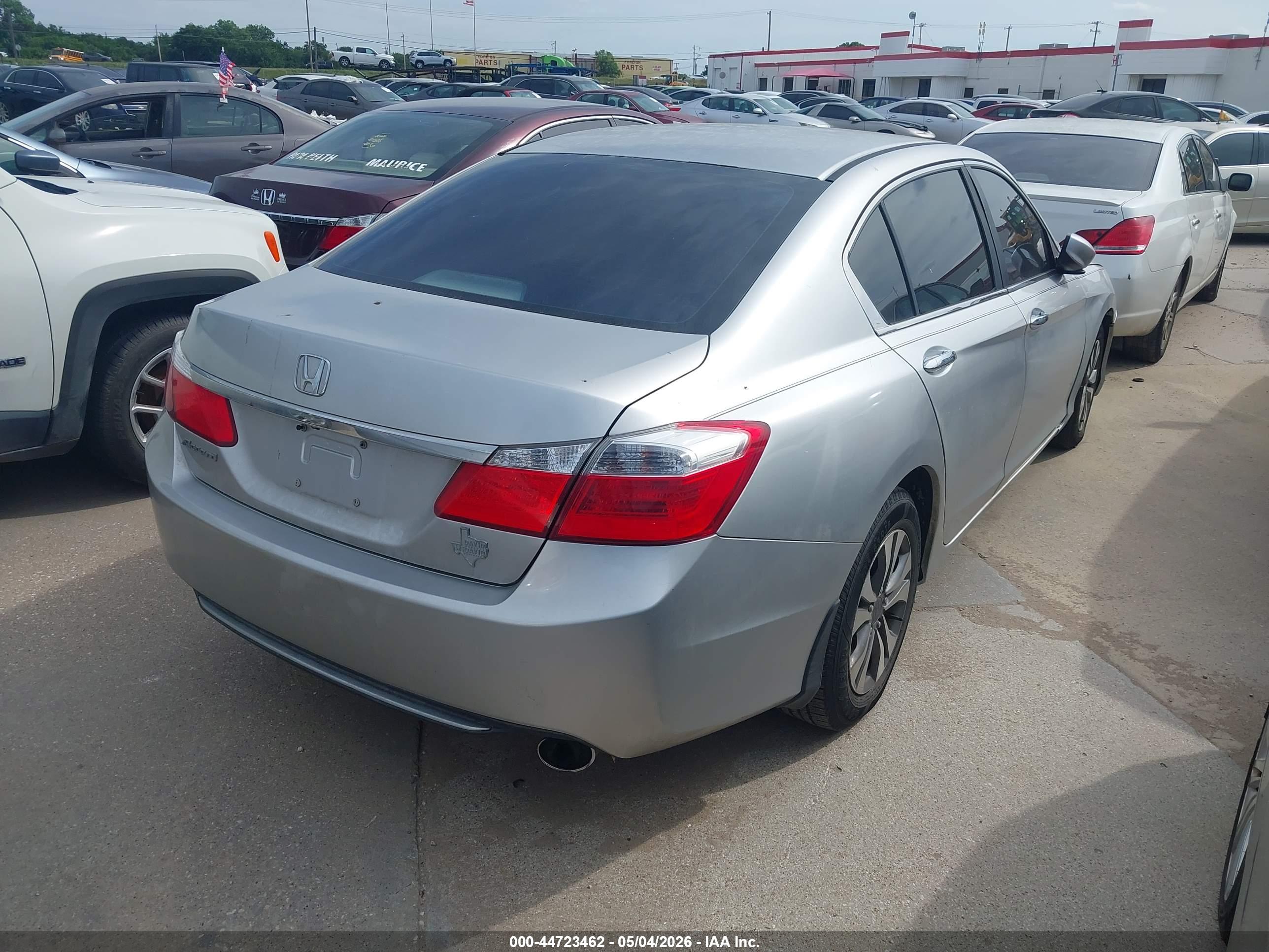 HONDA ACCORD image 4