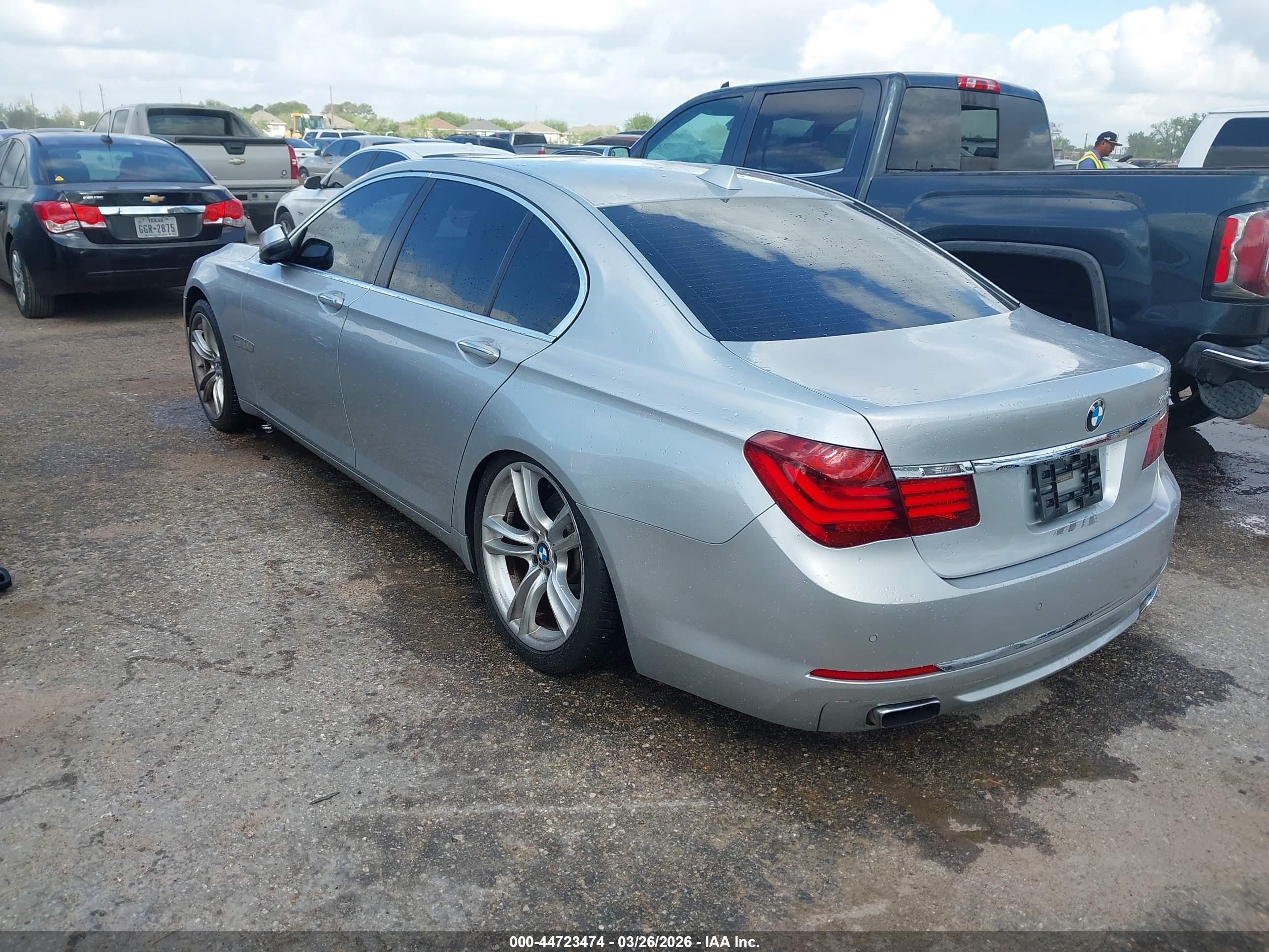 BMW 740I image 3