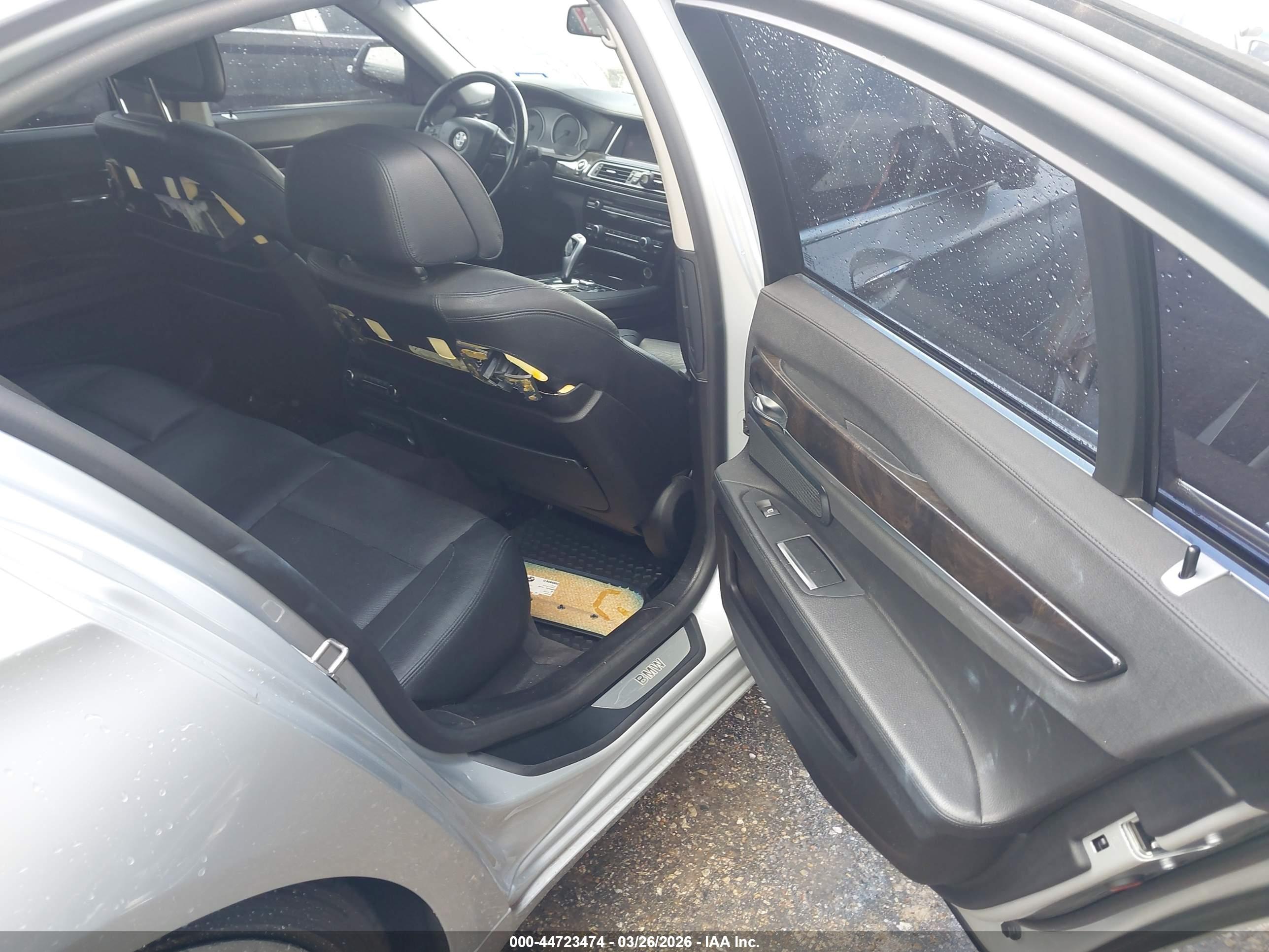 BMW 740I image 8